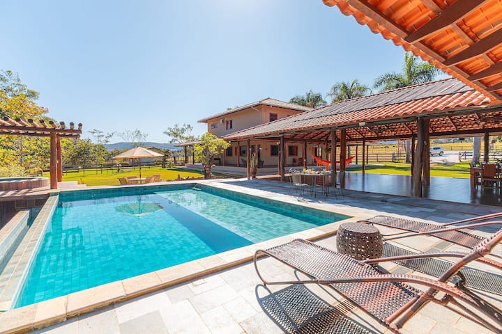 Refúgio No Cerrado Com Lago, Piscina E Jacuzzi - Pirenópolis