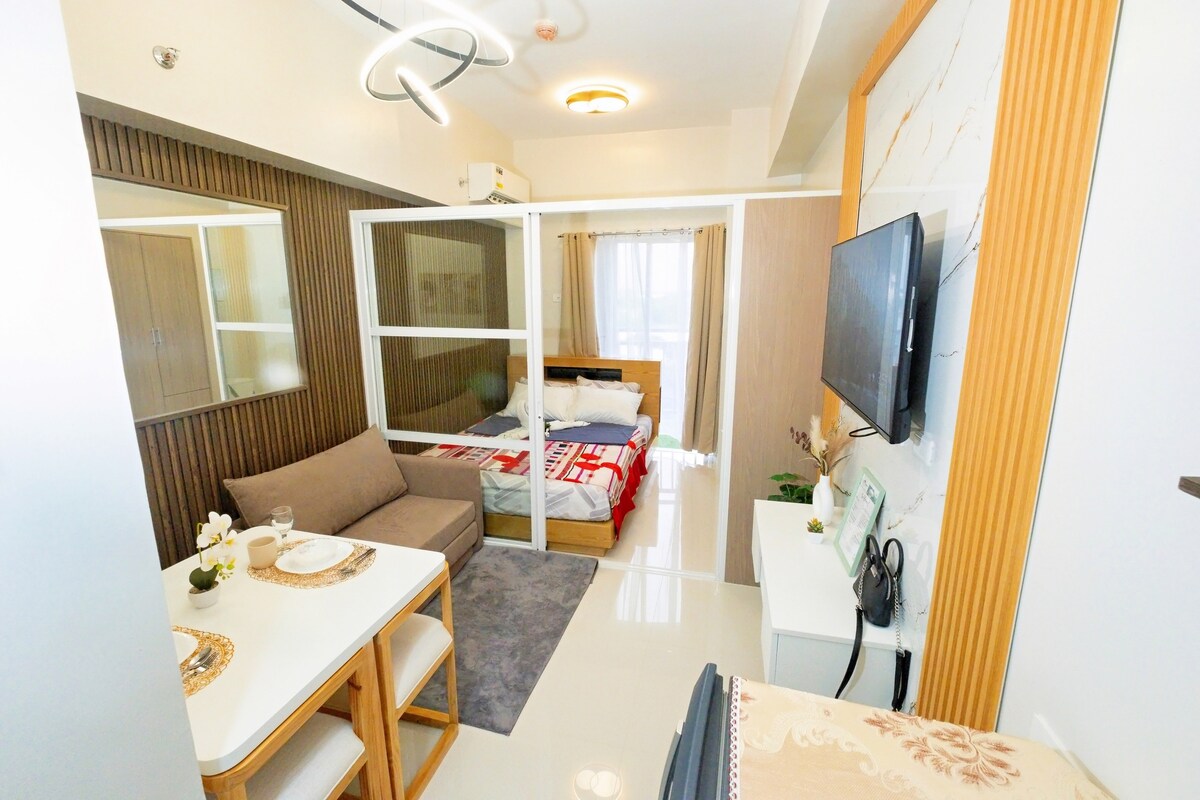 Retraite moderne avec balcon privé - Condos à louer à Lapu-Lapu ...