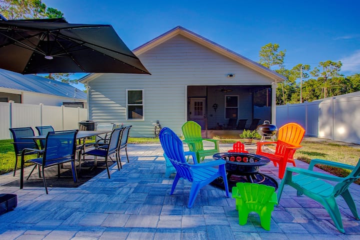 Cute Bungalow | 9 Min To Historic St. Augustine - St. Augustine, FL
