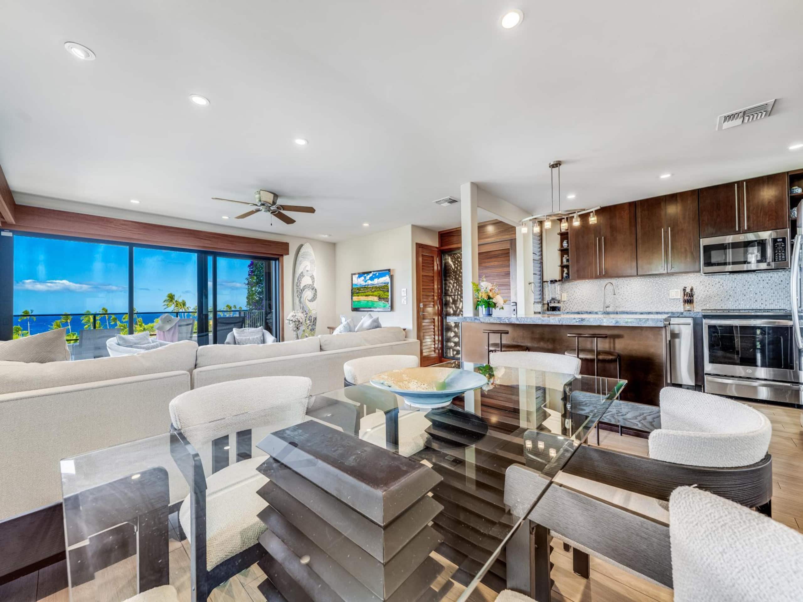 Condo in Wailea · ★4.88 · 2 bedrooms · 2 beds · 2 baths - Image 13