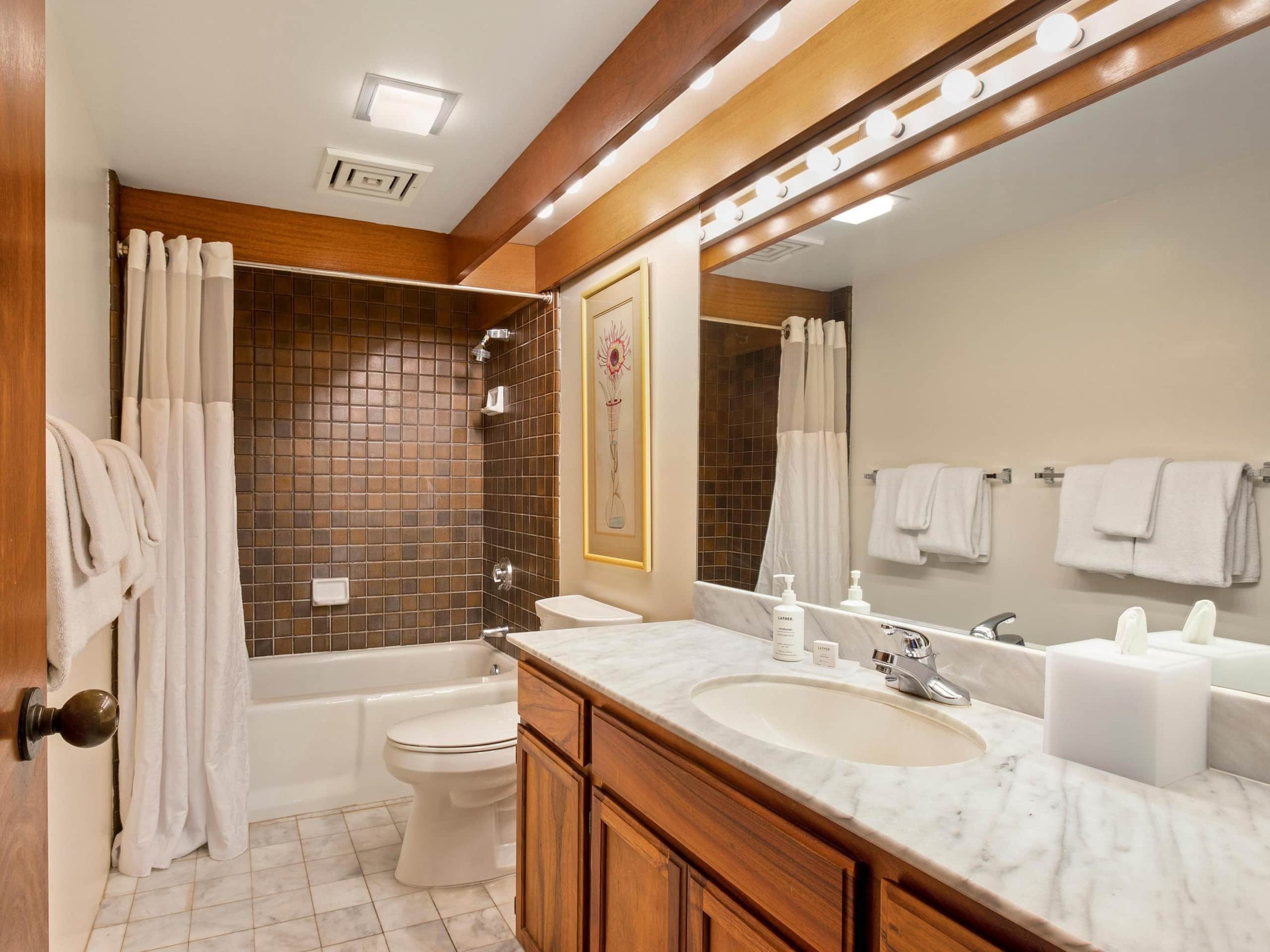 Condo in Wailea · ★4.81 · 2 bedrooms · 3 beds · 2 baths - Image 19