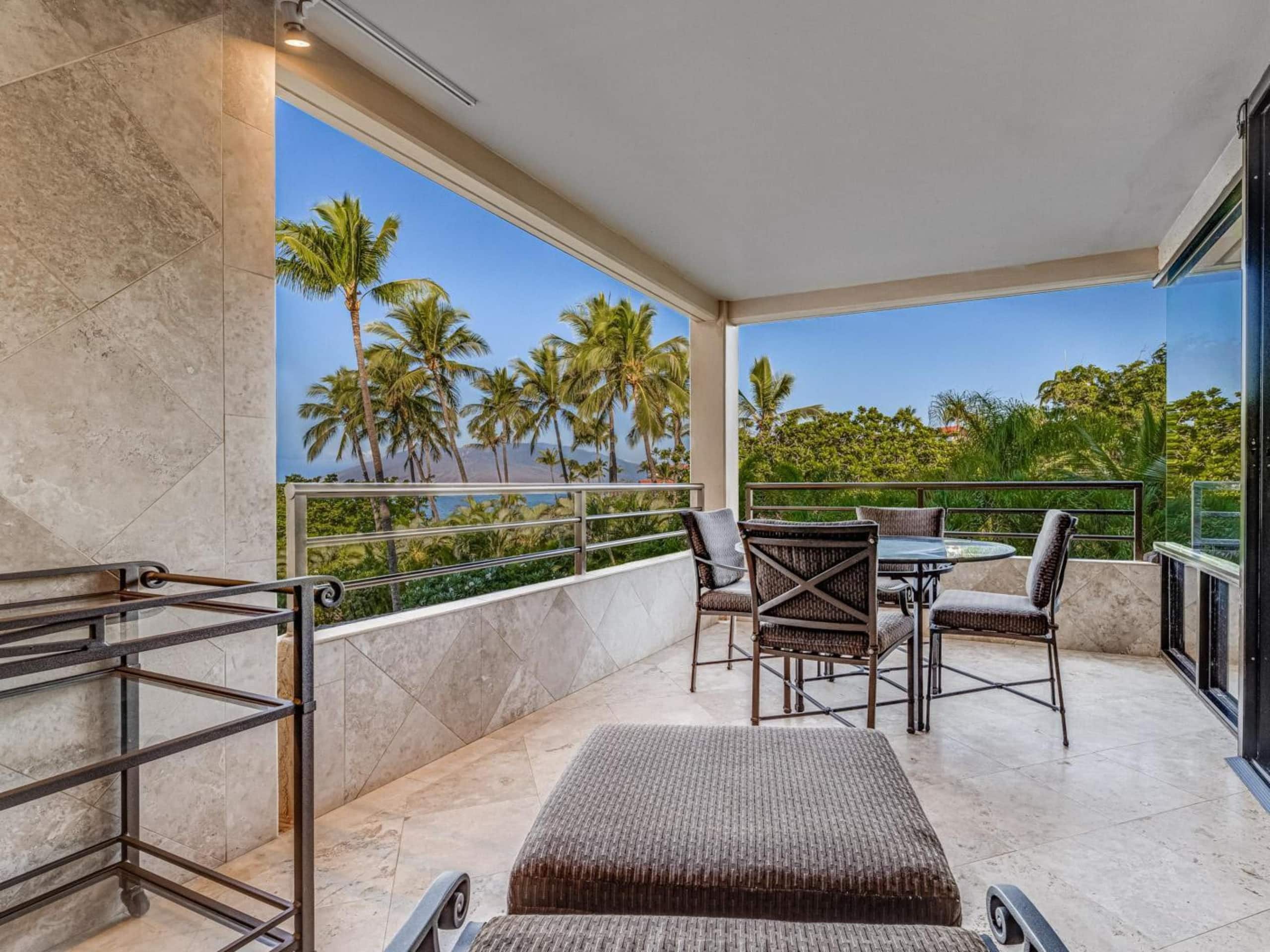 Condo in Wailea · ★4.88 · 2 bedrooms · 3 beds · 2 baths - Image 15