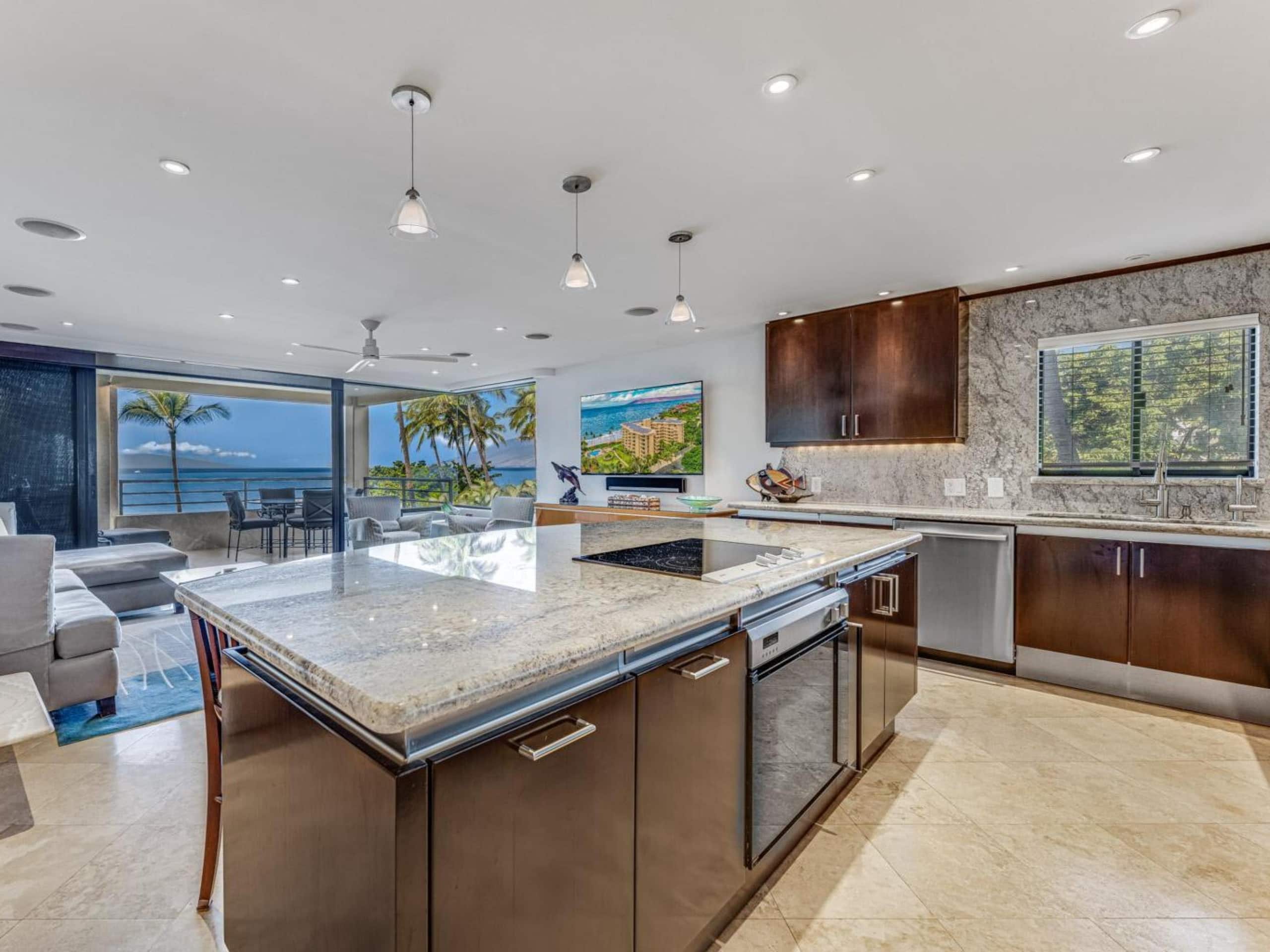 Condo in Wailea · ★4.88 · 2 bedrooms · 3 beds · 2 baths - Image 9