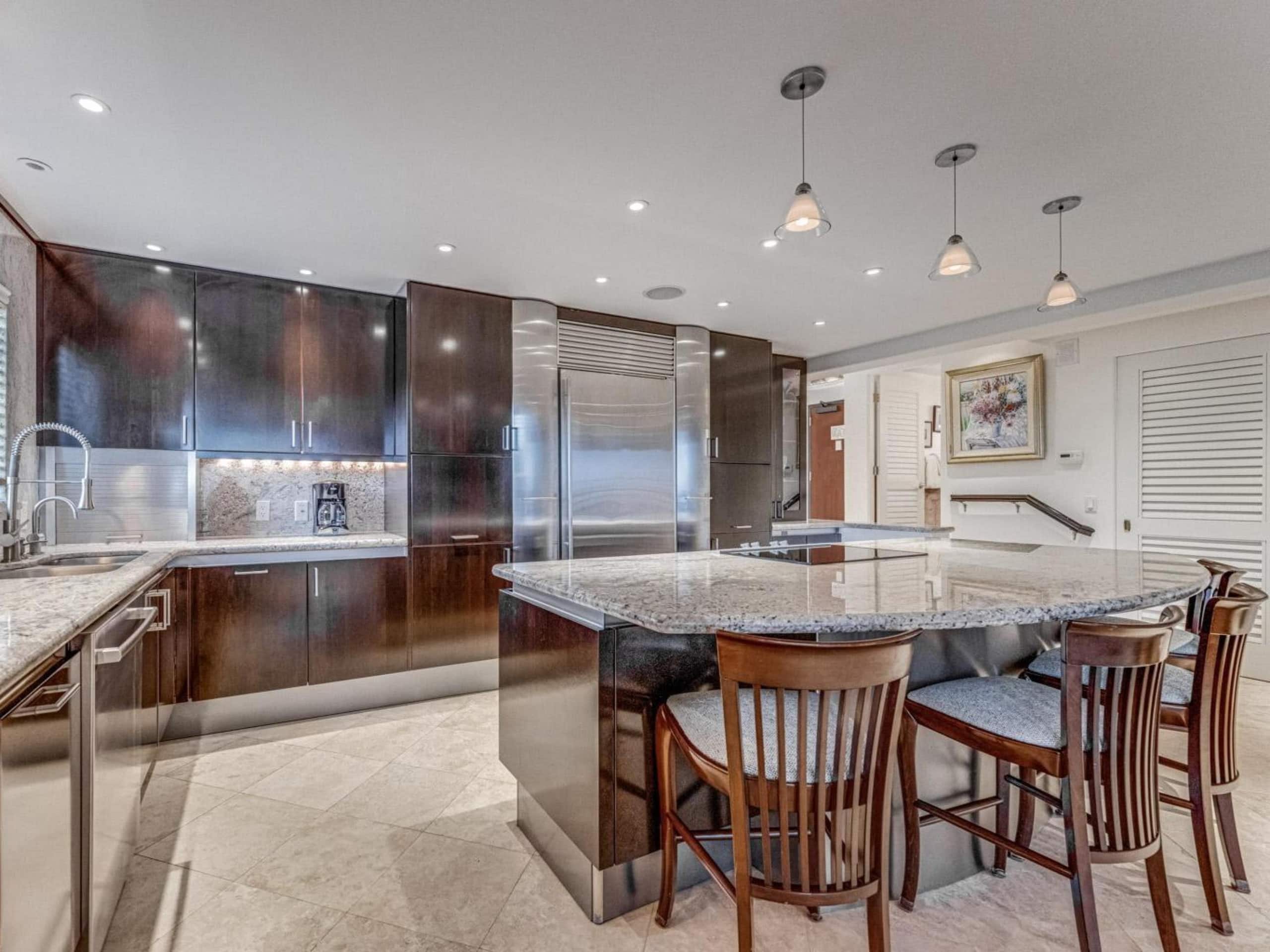 Condo in Wailea · ★4.88 · 2 bedrooms · 3 beds · 2 baths - Image 3