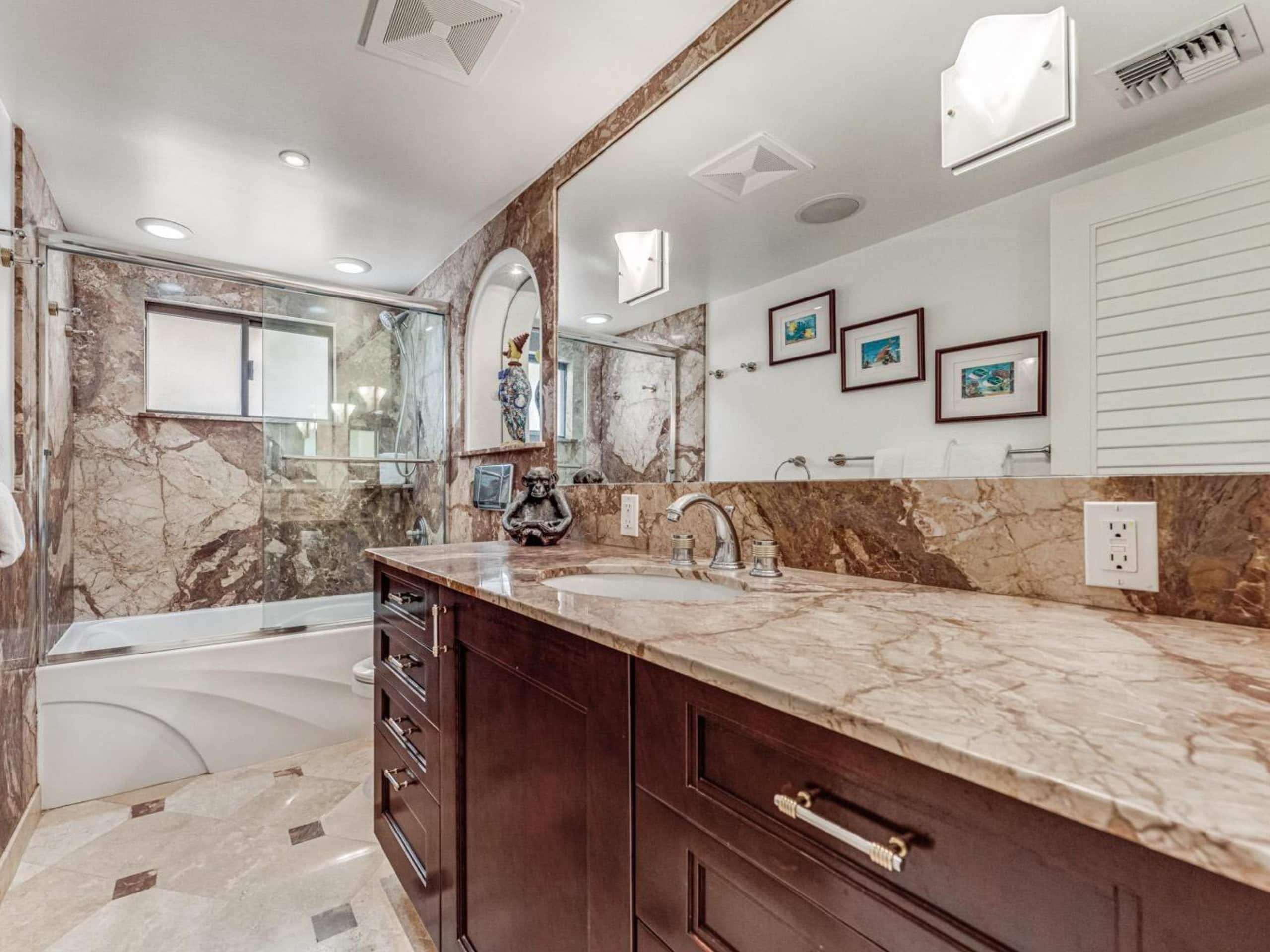 Condo in Wailea · ★4.88 · 2 bedrooms · 3 beds · 2 baths - Image 30