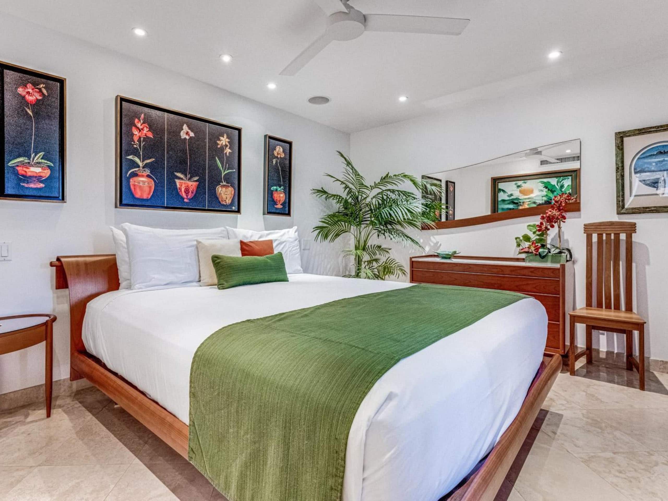 Condo in Wailea · ★4.88 · 2 bedrooms · 3 beds · 2 baths - Image 4