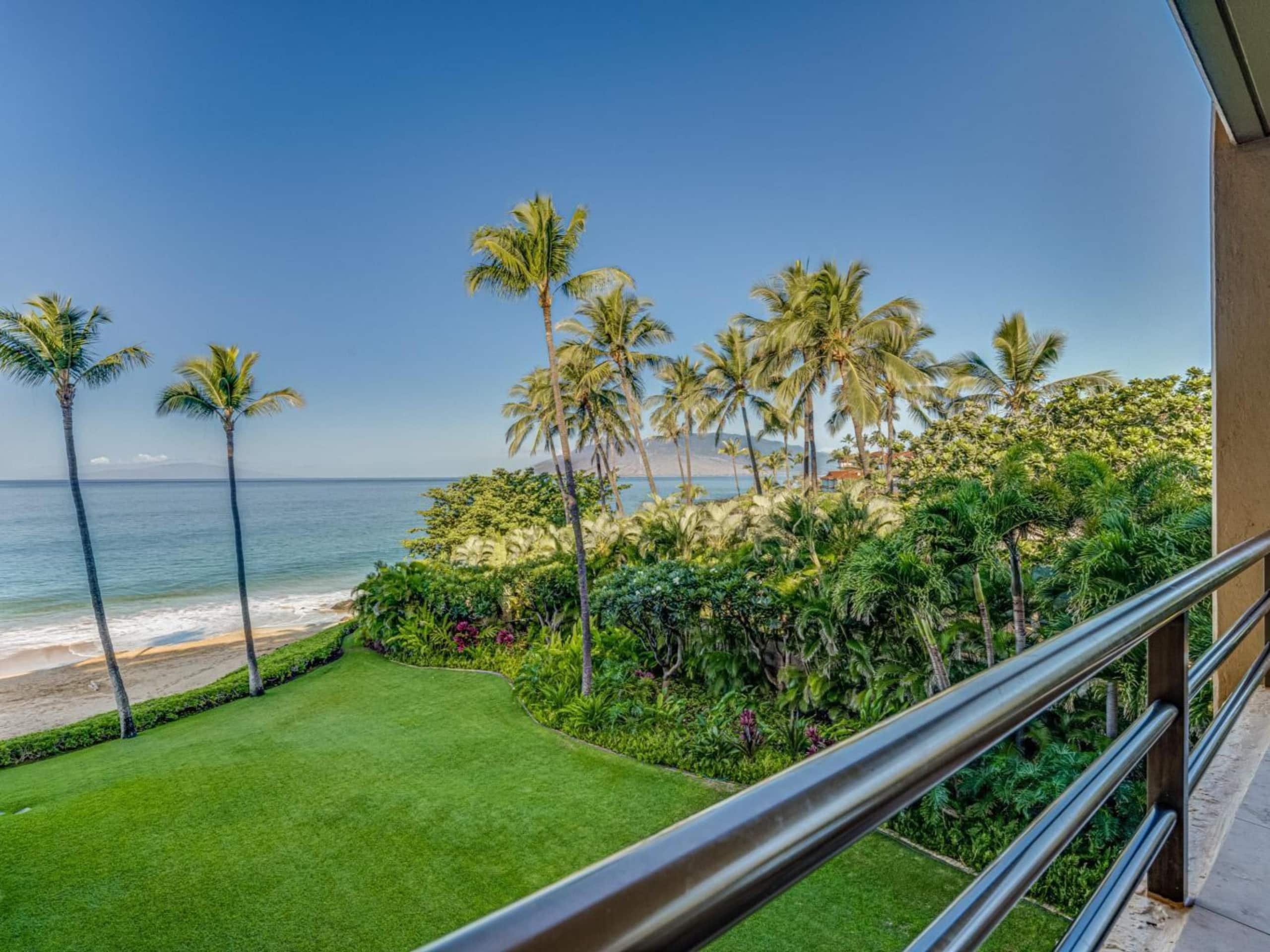 Condo in Wailea · ★4.88 · 2 bedrooms · 3 beds · 2 baths - Image 17