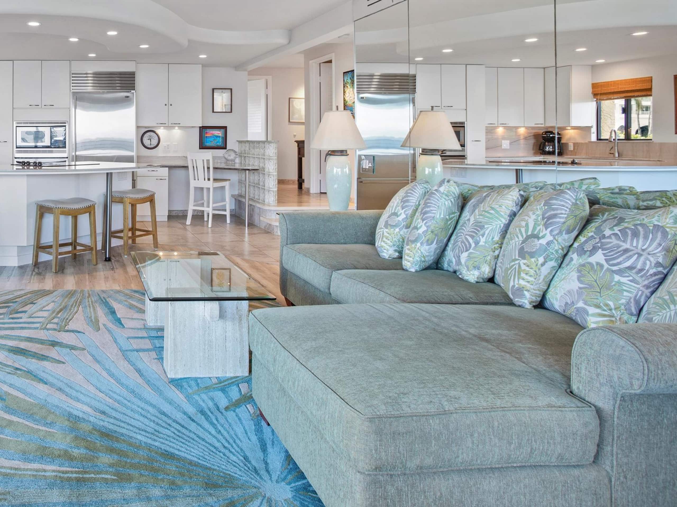 Condo in Wailea · ★5.0 · 2 bedrooms · 4 beds · 2 baths - Image 3