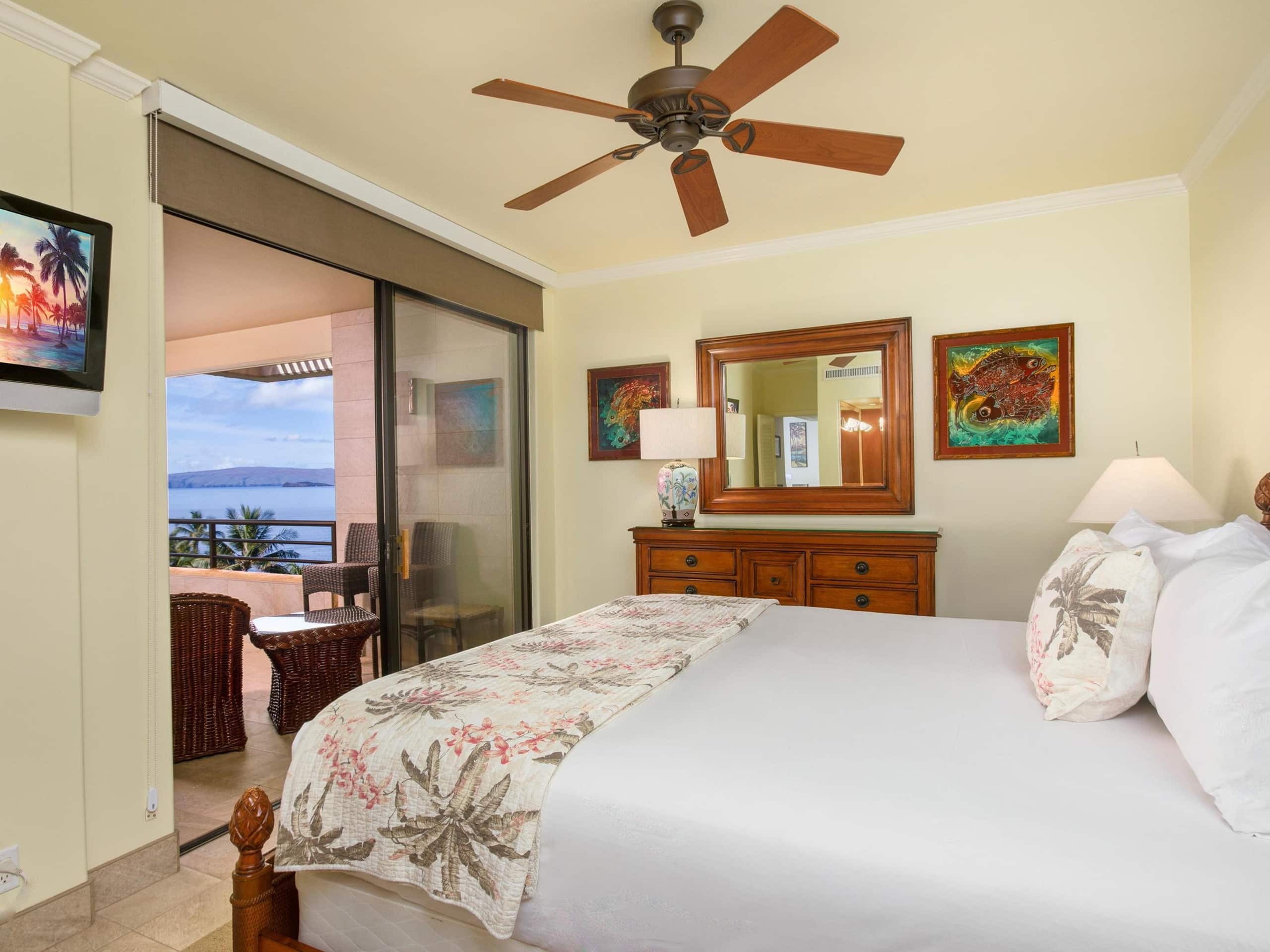 Condo in Wailea · ★4.88 · 2 bedrooms · 3 beds · 2 baths - Image 2