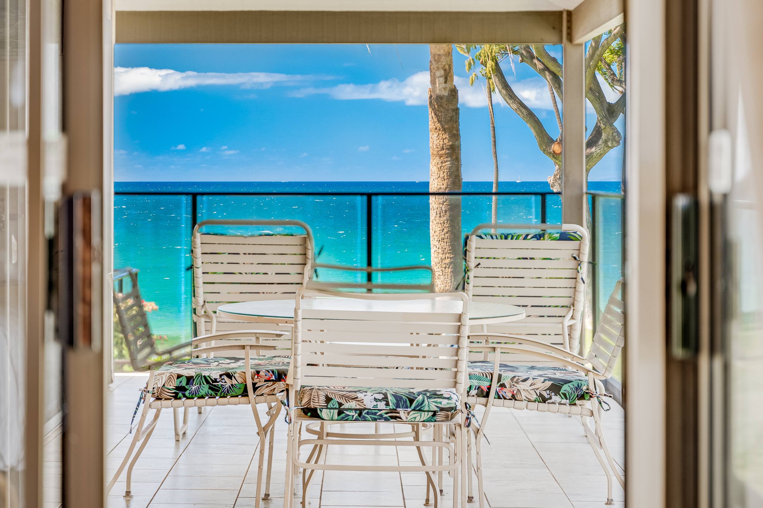 Condo in Wailea · ★5.0 · 1 bedroom · 2 beds · 1 bath - Image 33