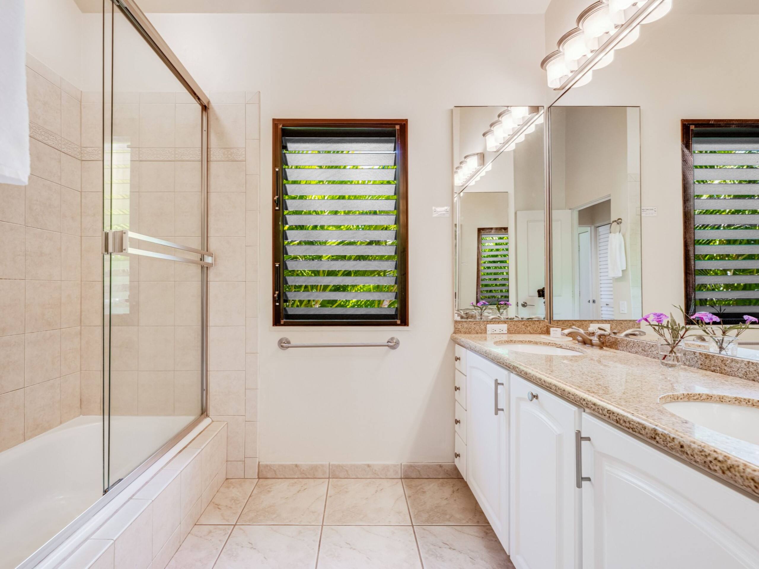 Condo in Wailea · ★5.0 · 1 bedroom · 2 beds · 1 bath - Image 29