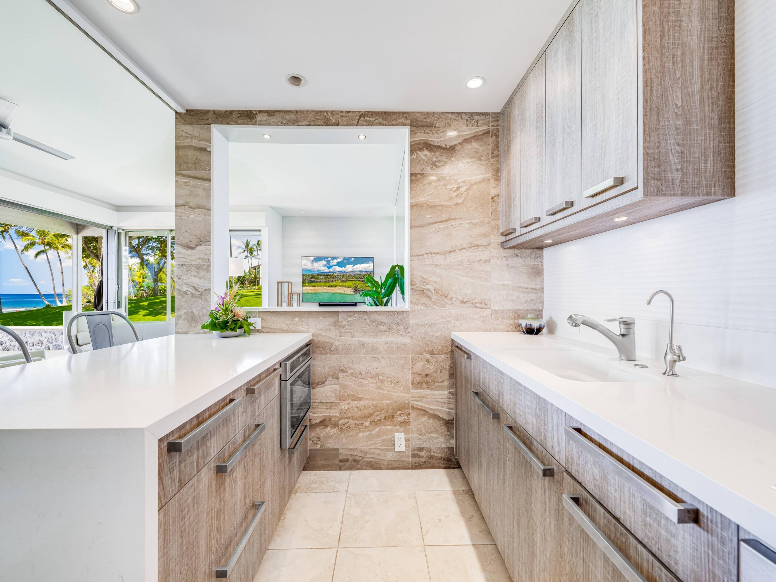 Condo in Wailea · ★5.0 · 2 bedrooms · 3 beds · 2 baths - Image 15