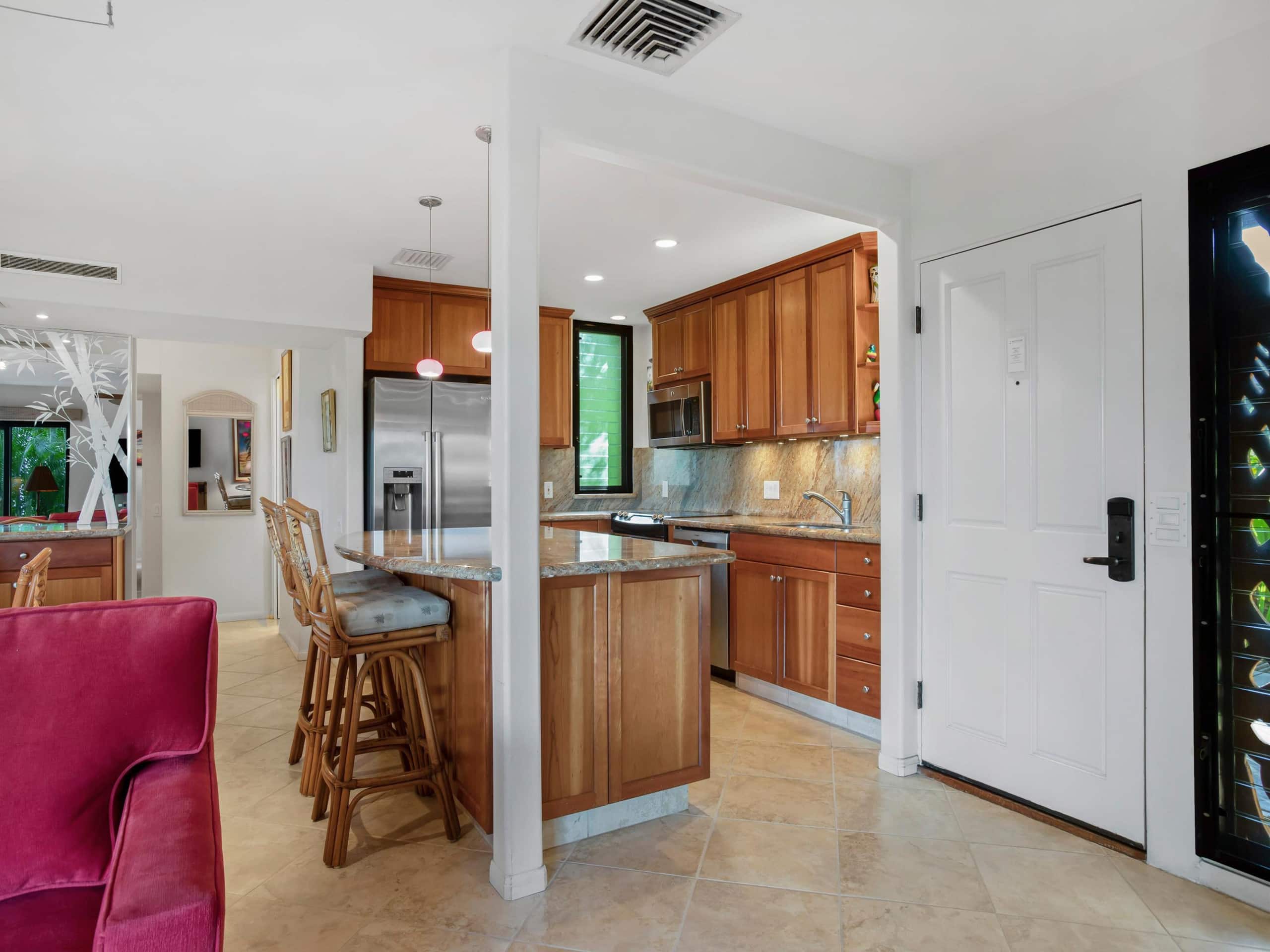 Condo in Wailea · ★5.0 · 2 bedrooms · 4 beds · 2 baths - Image 11