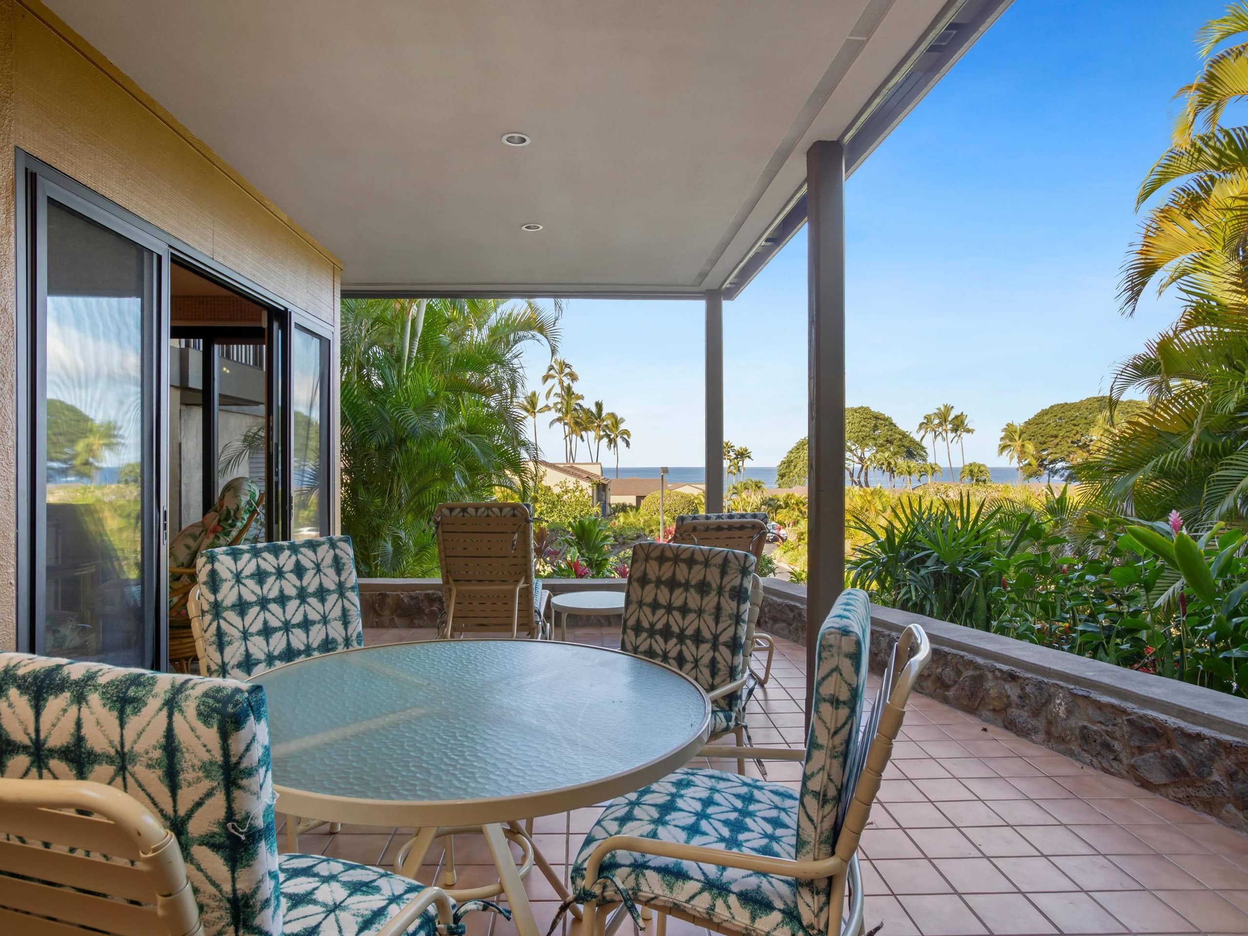 Condo in Wailea · ★5.0 · 2 bedrooms · 4 beds · 2 baths - Image 15