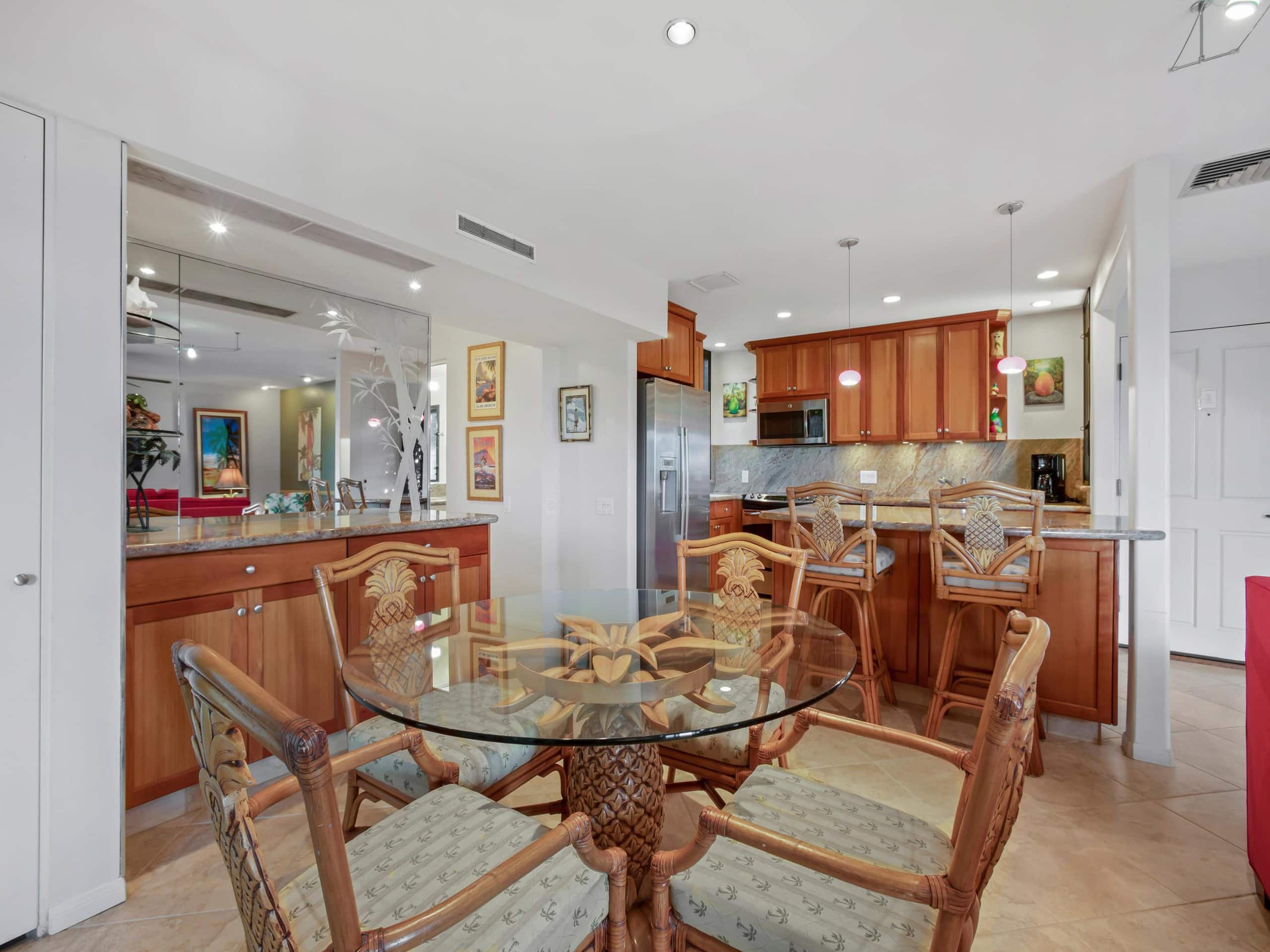 Condo in Wailea · ★5.0 · 2 bedrooms · 4 beds · 2 baths - Image 3