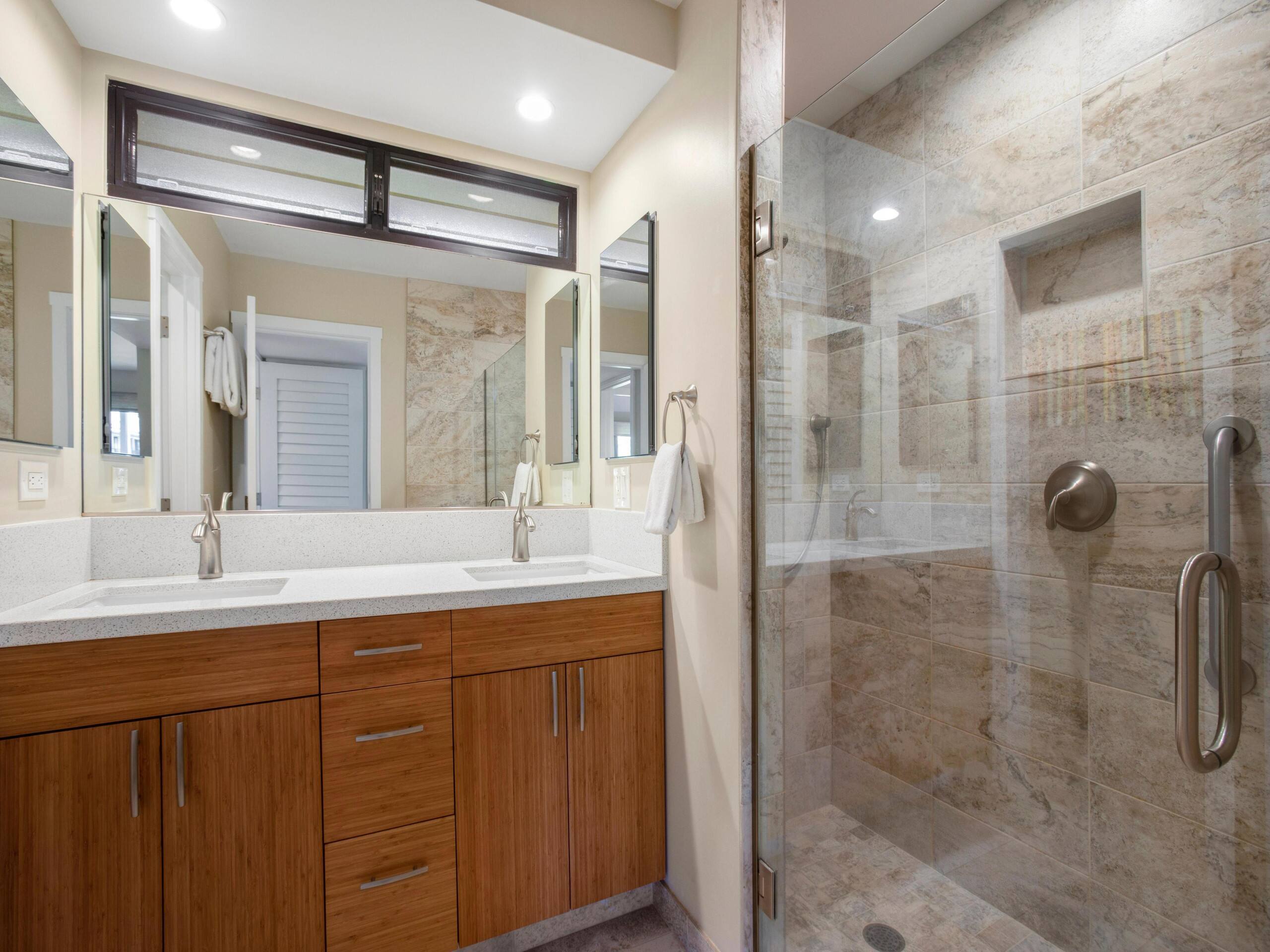 Condo in Wailea · ★4.71 · 2 bedrooms · 2 beds · 2 baths - Image 18