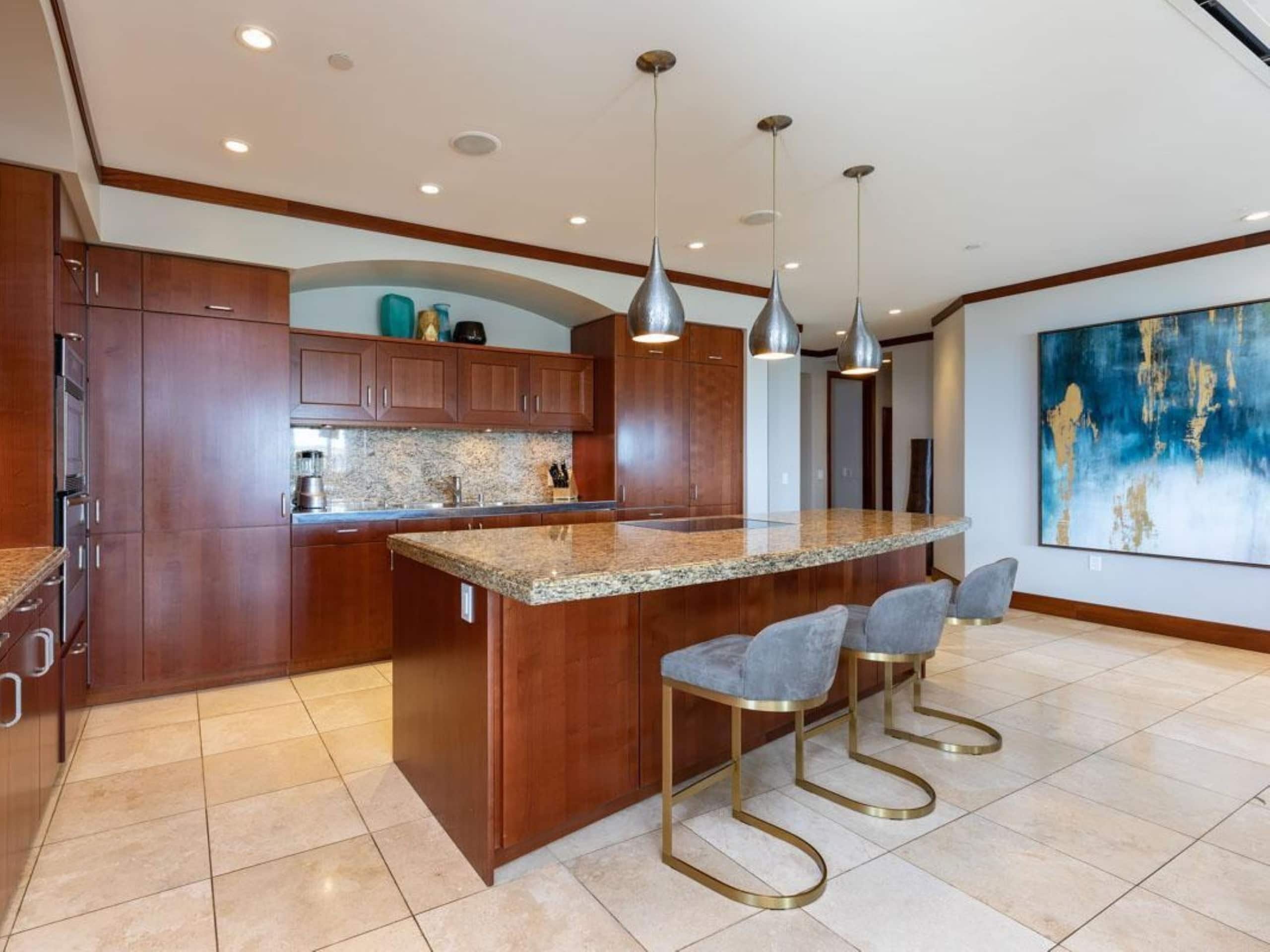 Condo in Kihei · ★5.0 · 3 bedrooms · 4 beds · 3 baths - Image 2