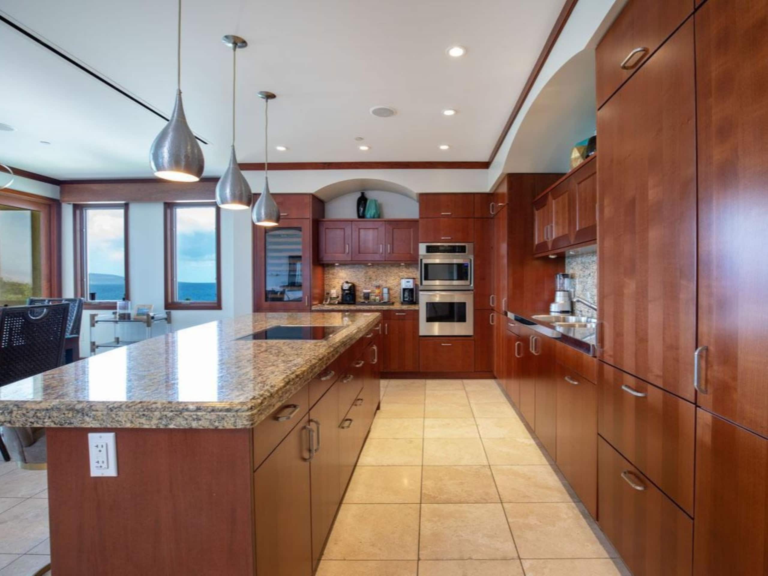 Condo in Kihei · ★5.0 · 3 bedrooms · 4 beds · 3 baths - Image 10