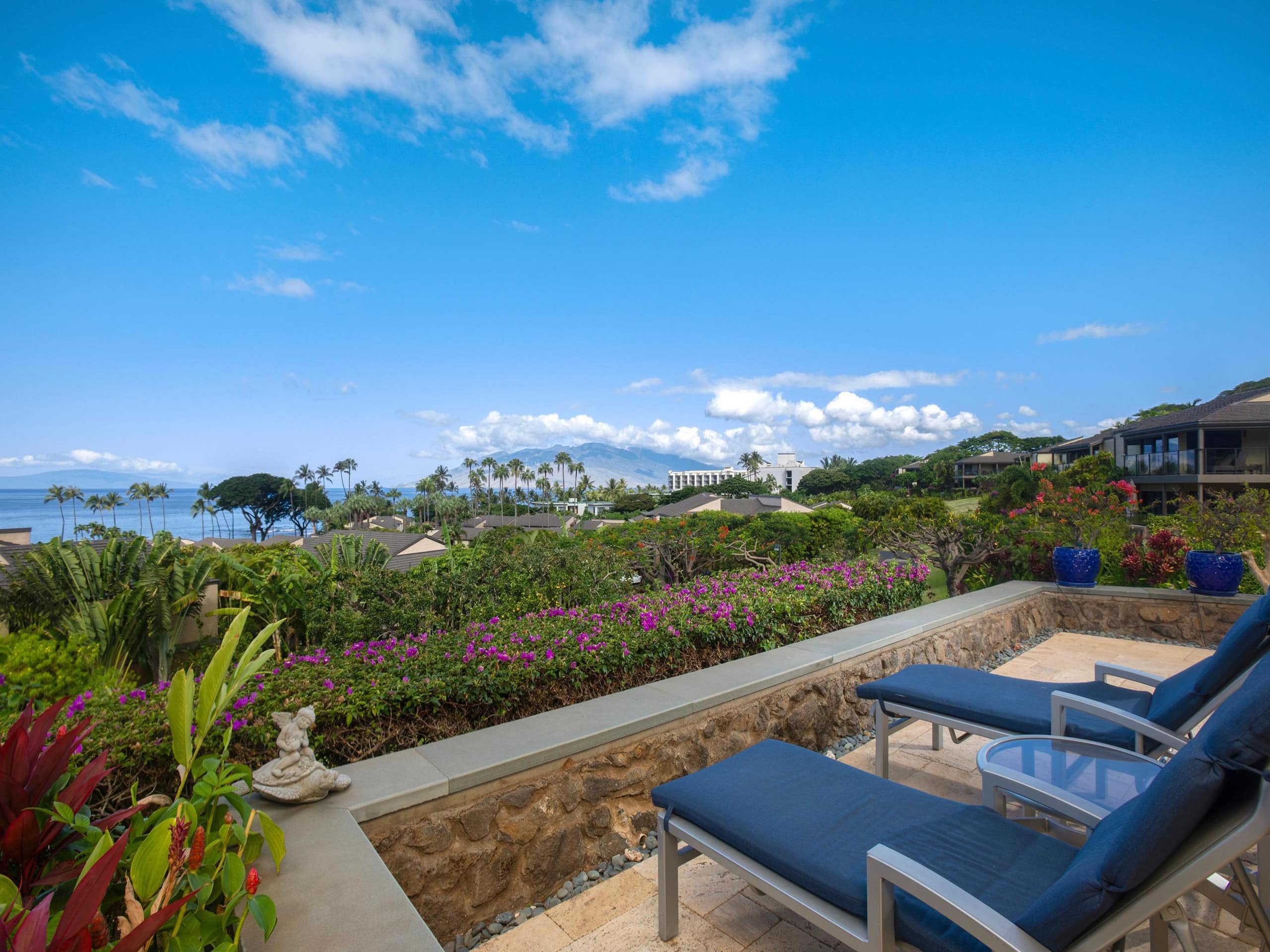 Condo in Wailea · ★5.0 · 2 bedrooms · 4 beds · 2 baths - Image 11