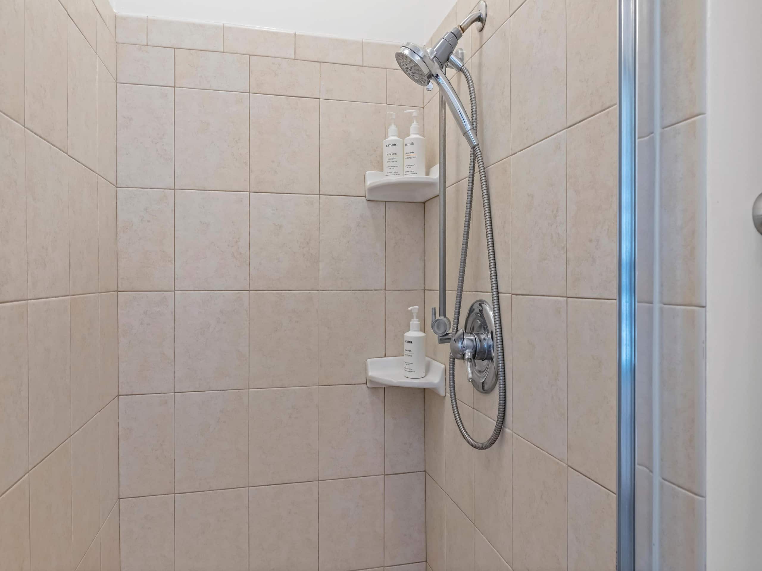 Condo in Wailea · ★5.0 · 1 bedroom · 2 beds · 2 baths - Image 13