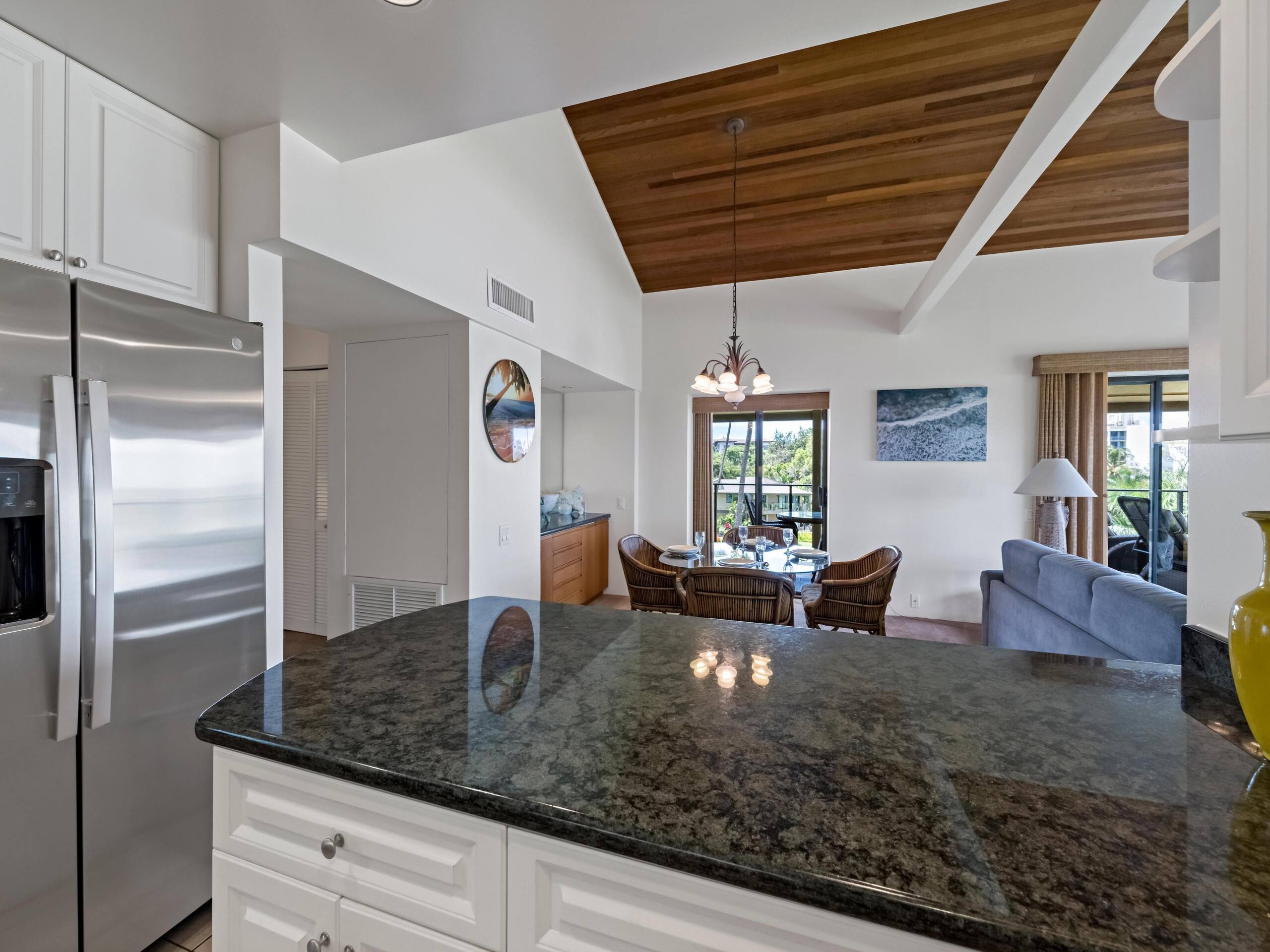 Condo in Wailea · ★5.0 · 1 bedroom · 2 beds · 2 baths - Image 9