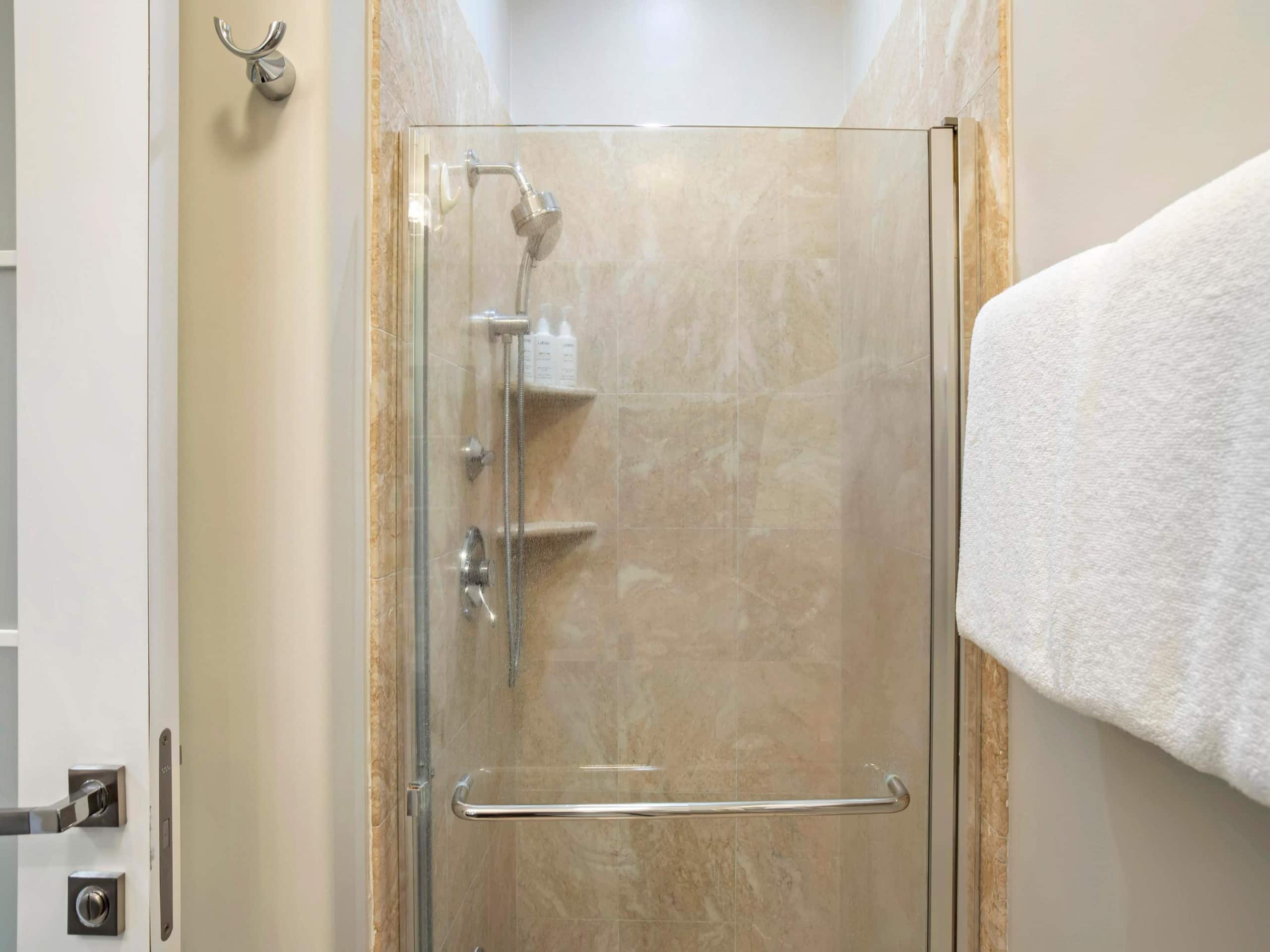 Condo in Wailea · ★4.92 · 1 bedroom · 3 beds · 2 baths - Image 23