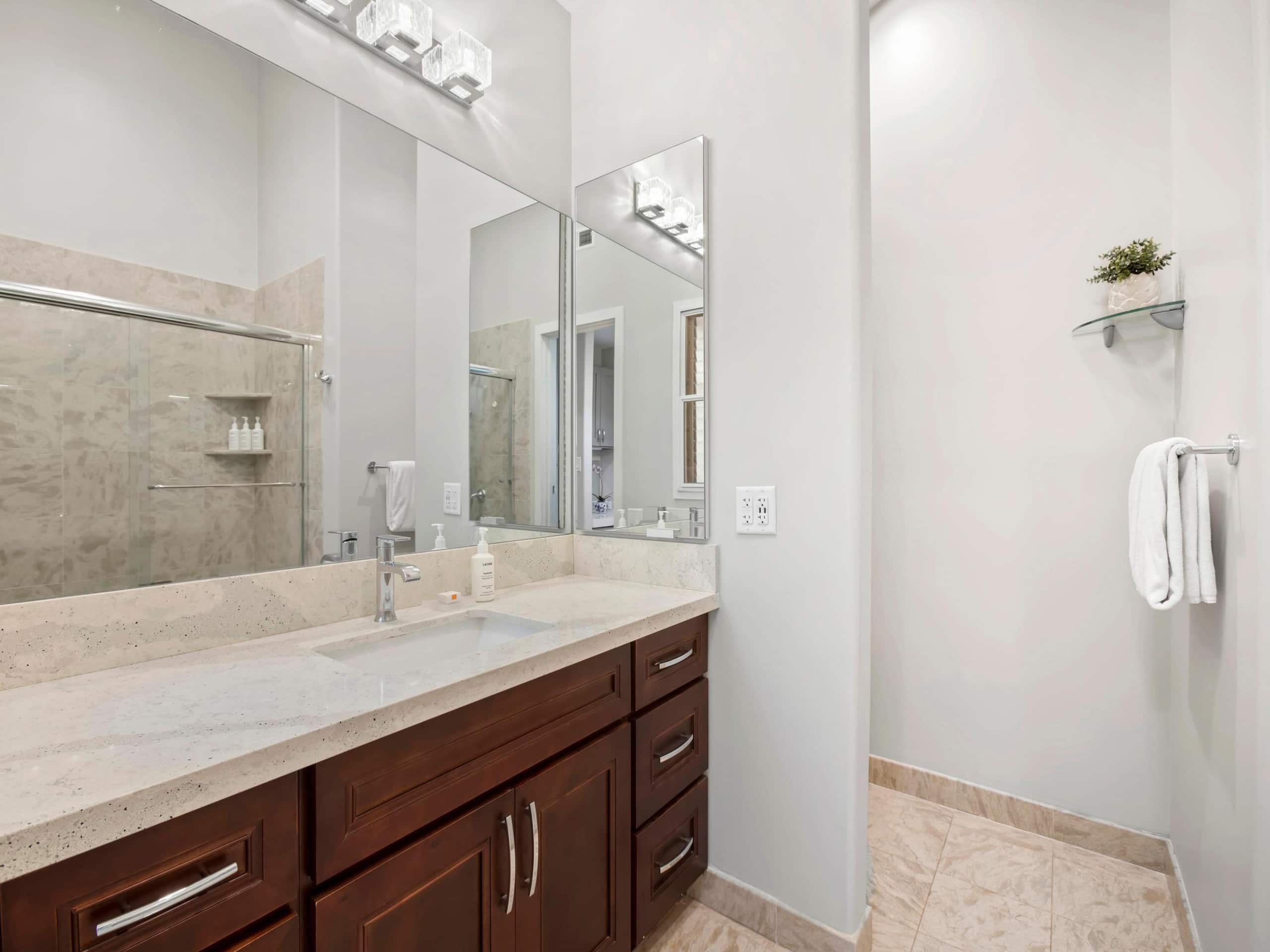 Condo in Wailea · ★4.92 · 1 bedroom · 3 beds · 2 baths - Image 18