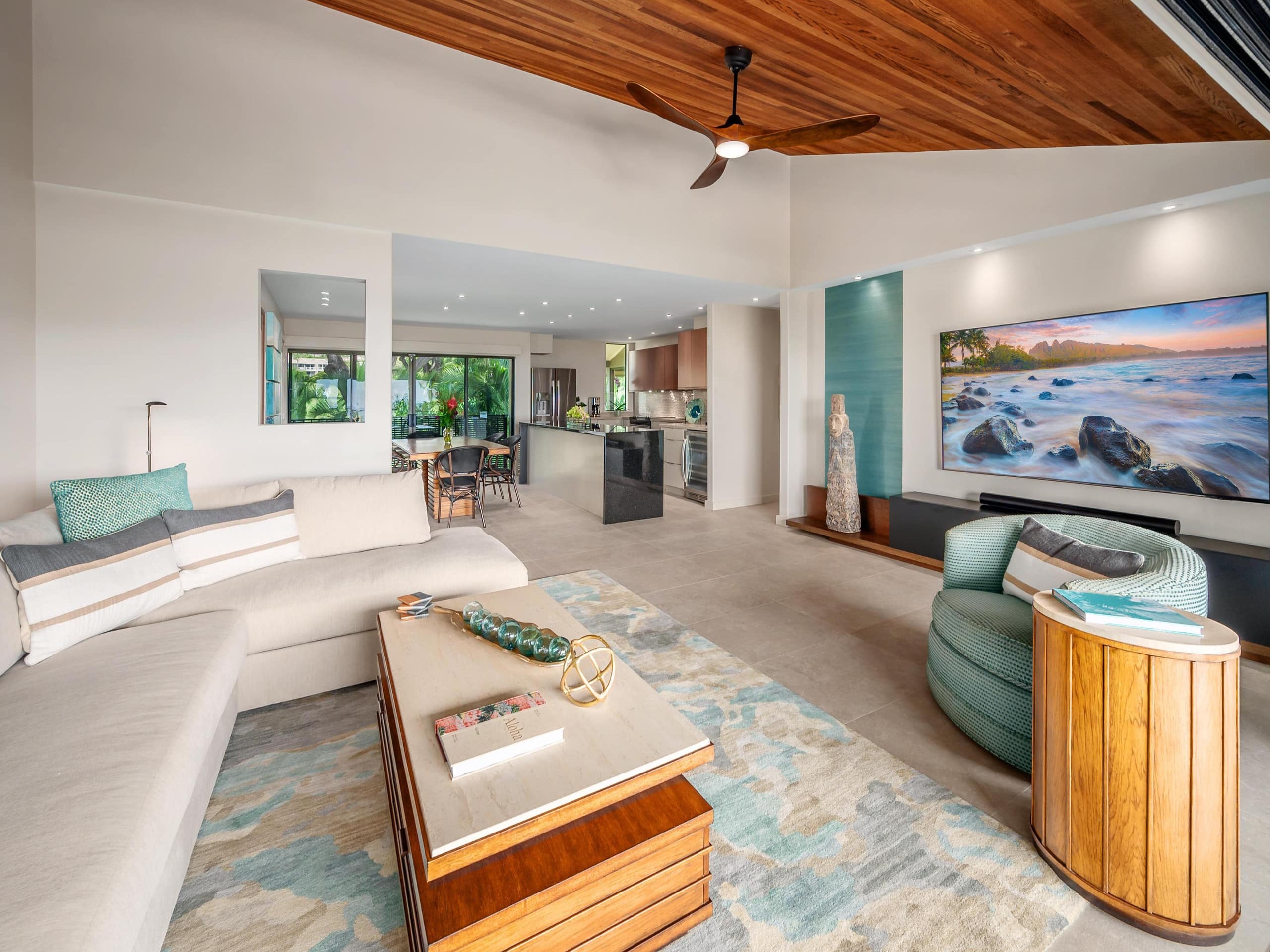 Condo in Wailea · ★4.95 · 2 bedrooms · 3 beds · 2 baths - Image 3