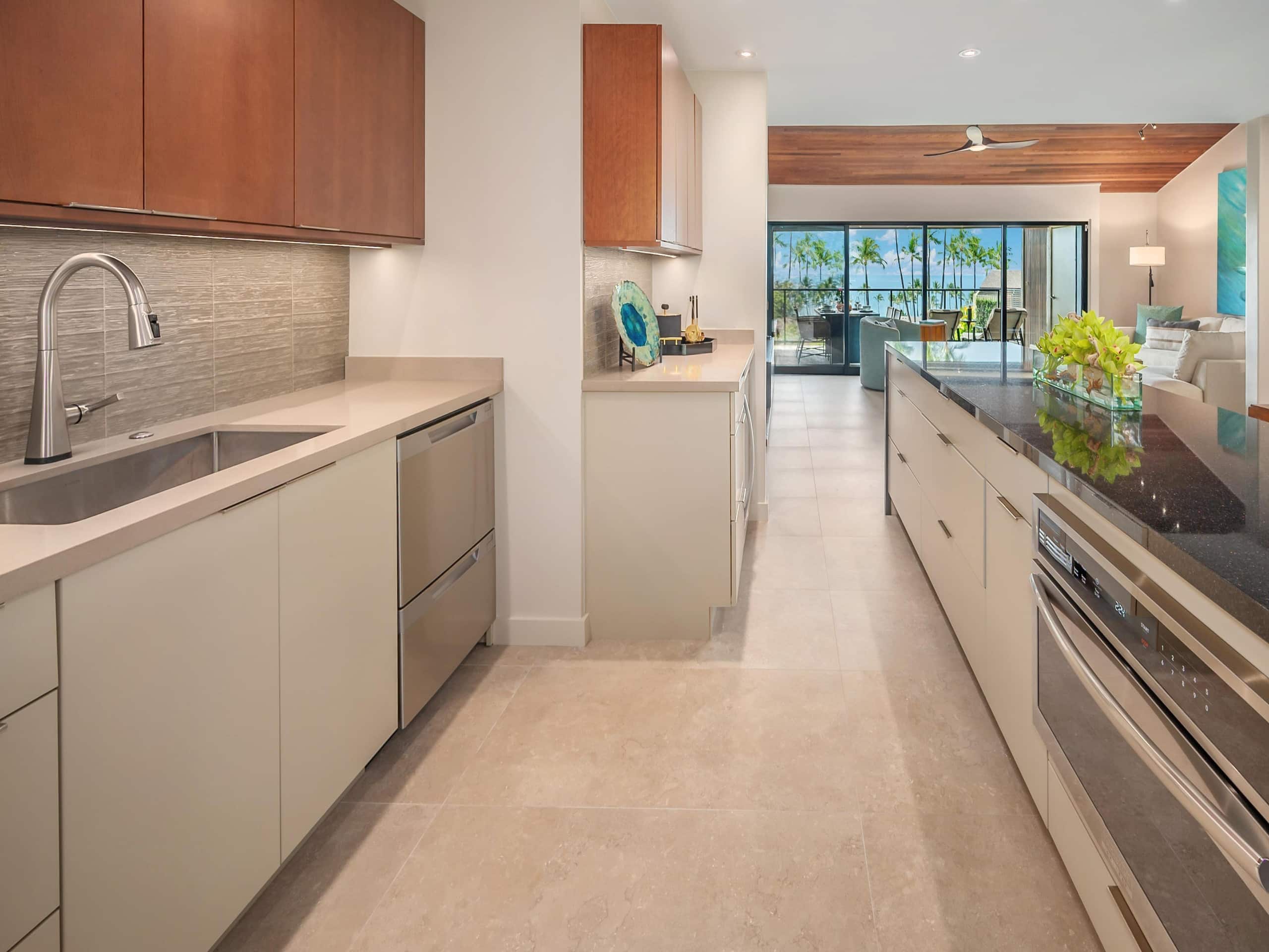 Condo in Wailea · ★4.95 · 2 bedrooms · 3 beds · 2 baths - Image 11