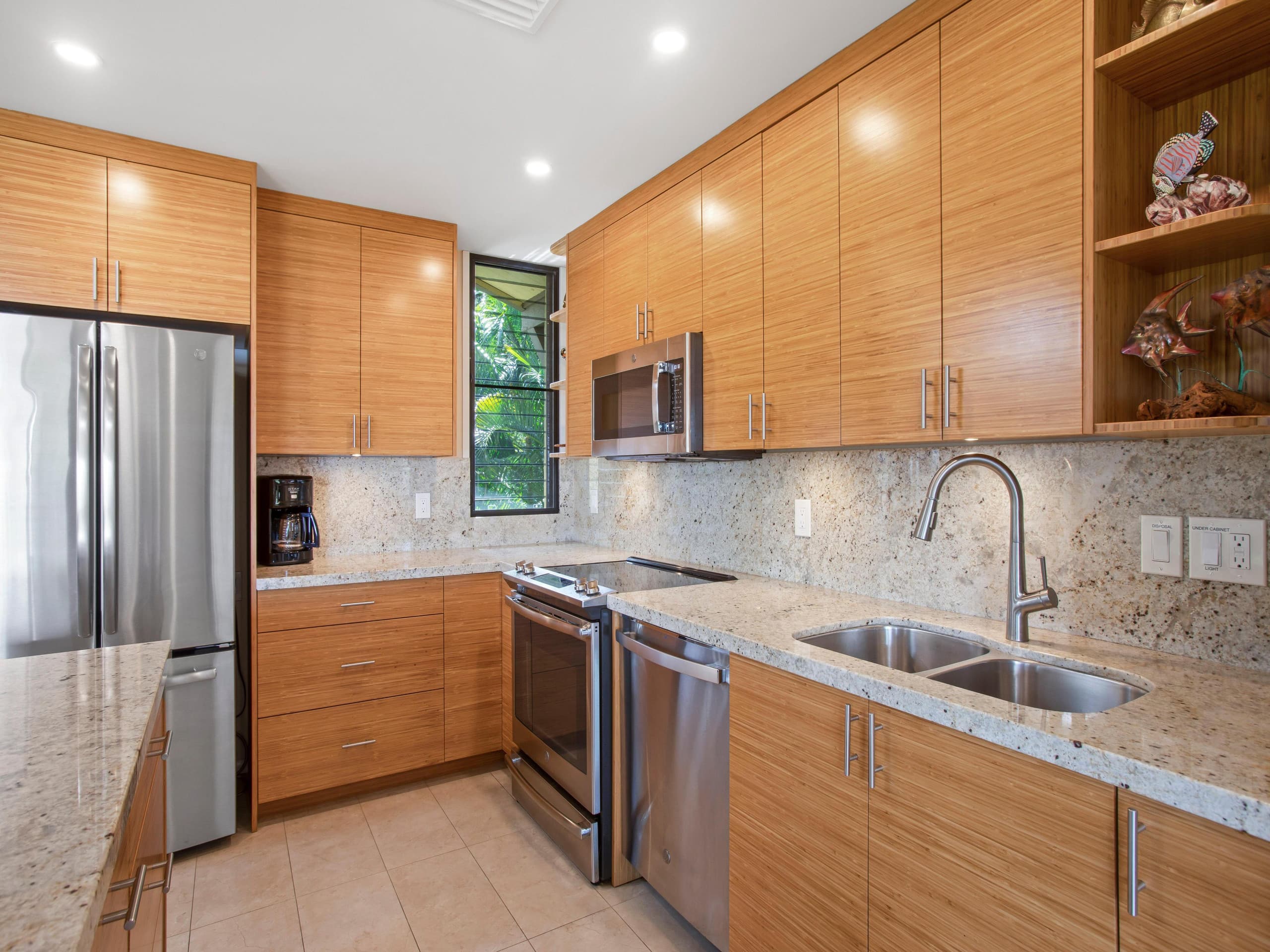Condo in Wailea · ★5.0 · 1 bedroom · 2 beds · 2 baths - Image 13