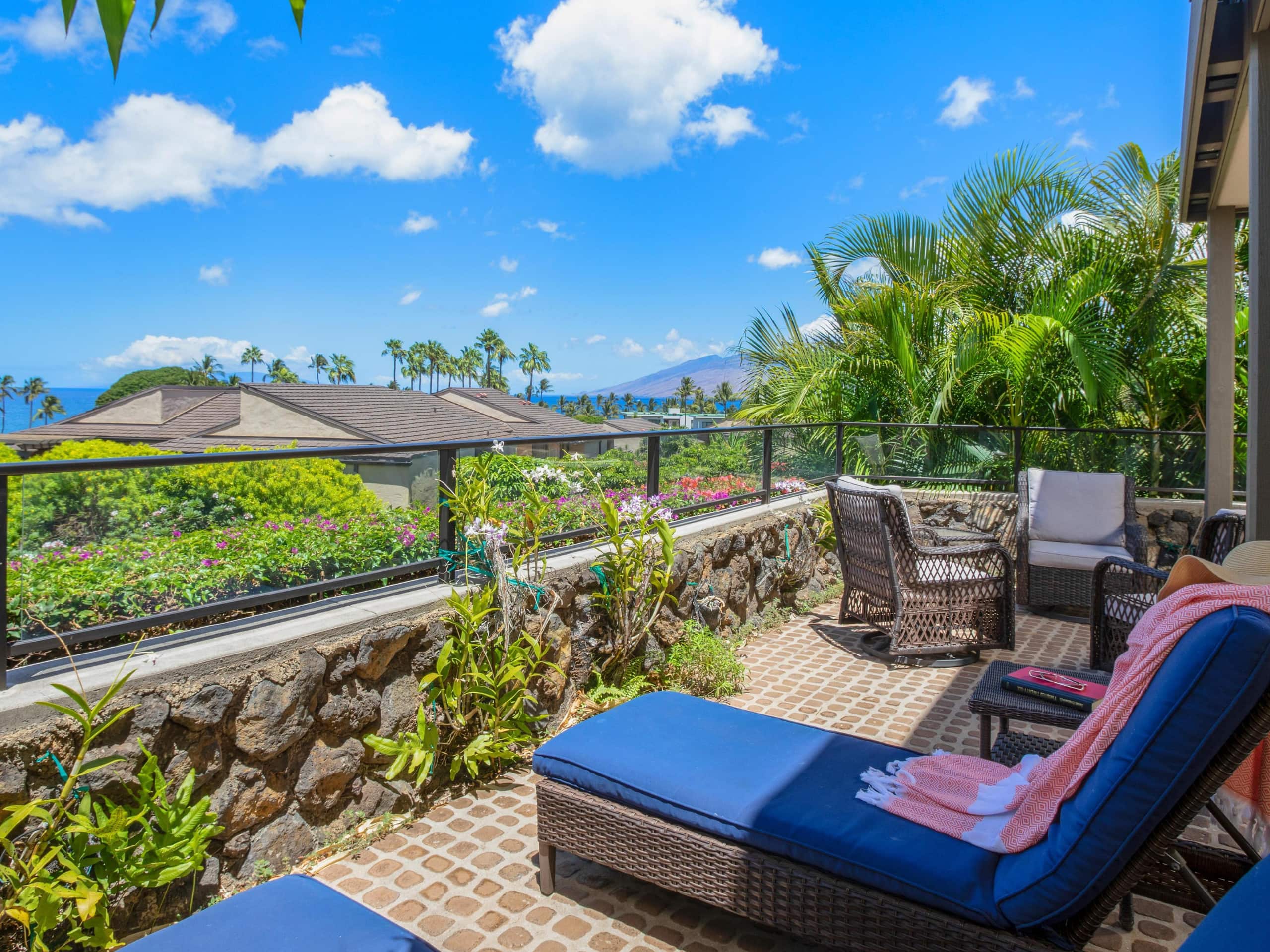 Condo in Wailea · ★5.0 · 2 bedrooms · 4 beds · 2 baths - Photo 5