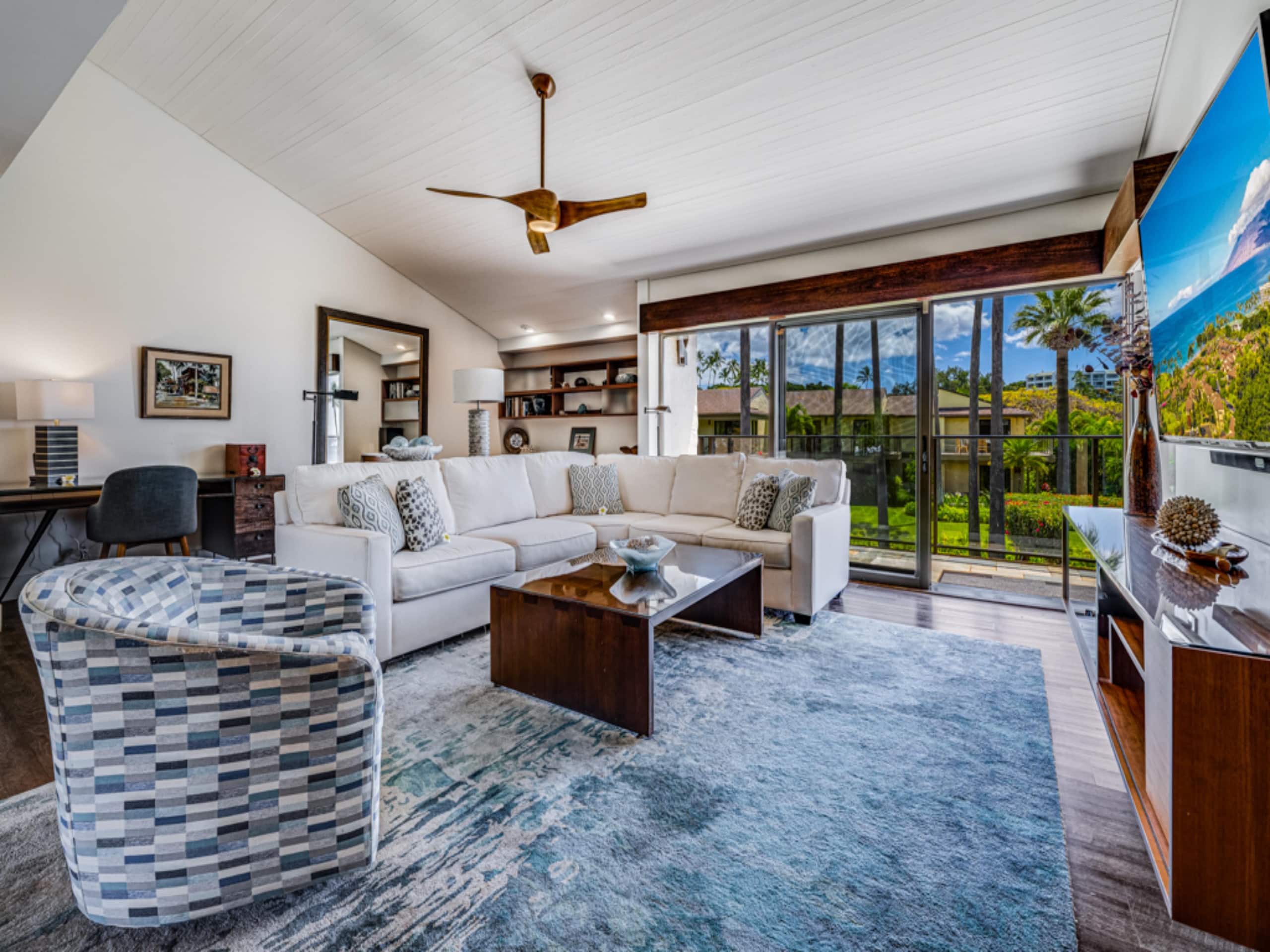 Condo in Wailea · ★5.0 · 3 bedrooms · 5 beds · 2 baths - Image 2