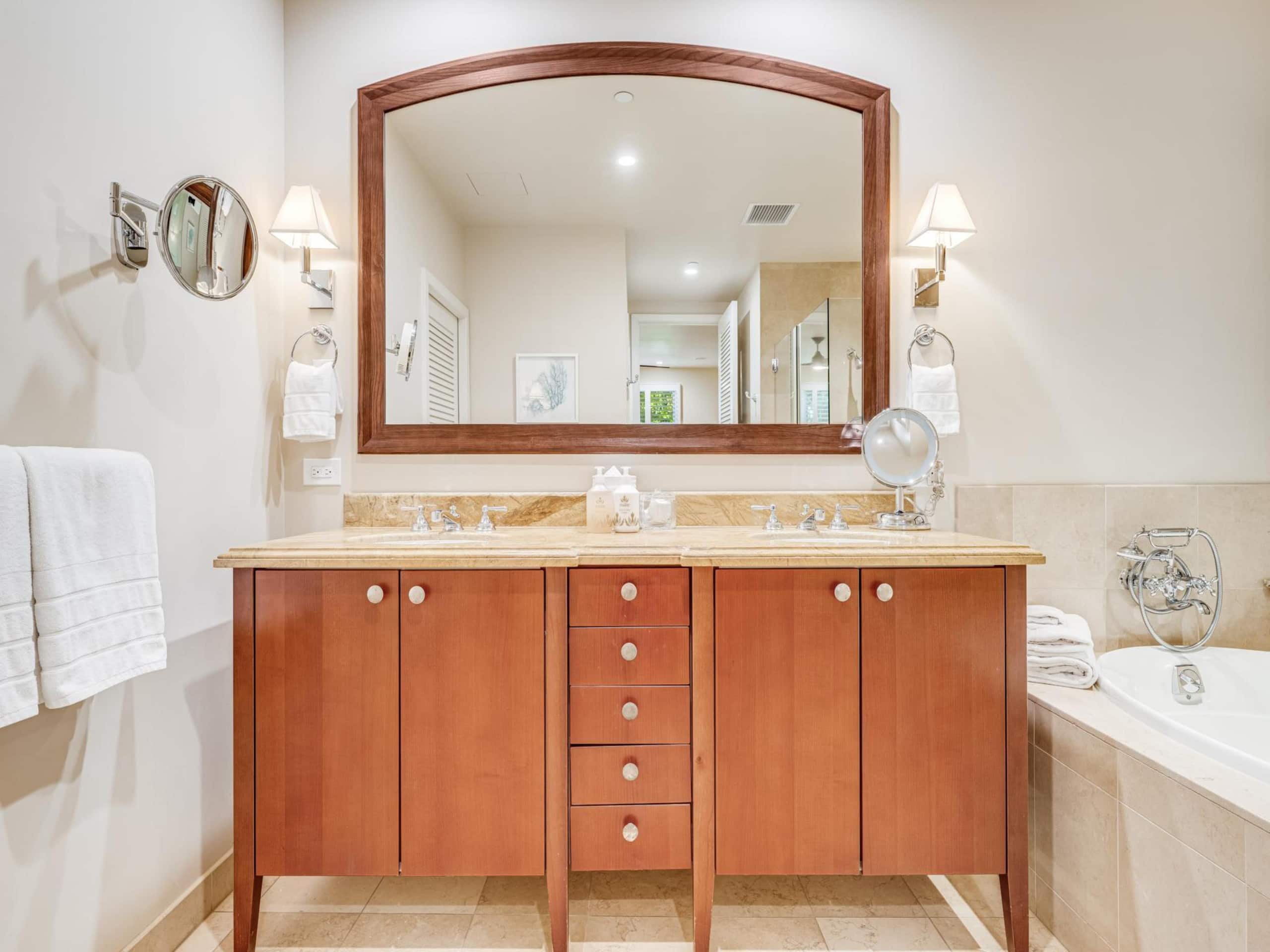 Condo in Kihei · ★5.0 · 2 bedrooms · 3 beds · 2 baths - Image 22