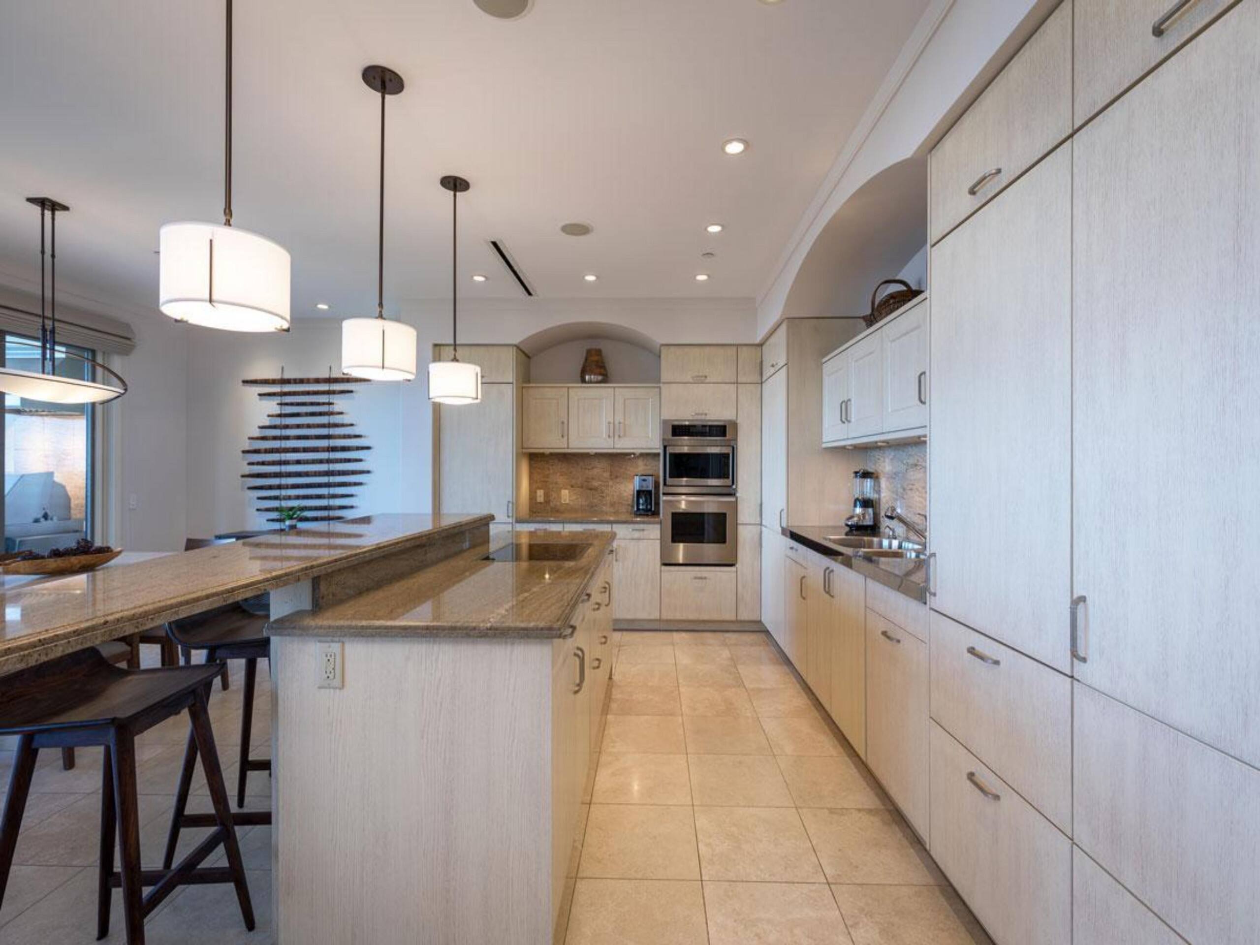 Condo in Kihei · ★4.67 · 2 bedrooms · 4 beds · 2 baths - Image 11