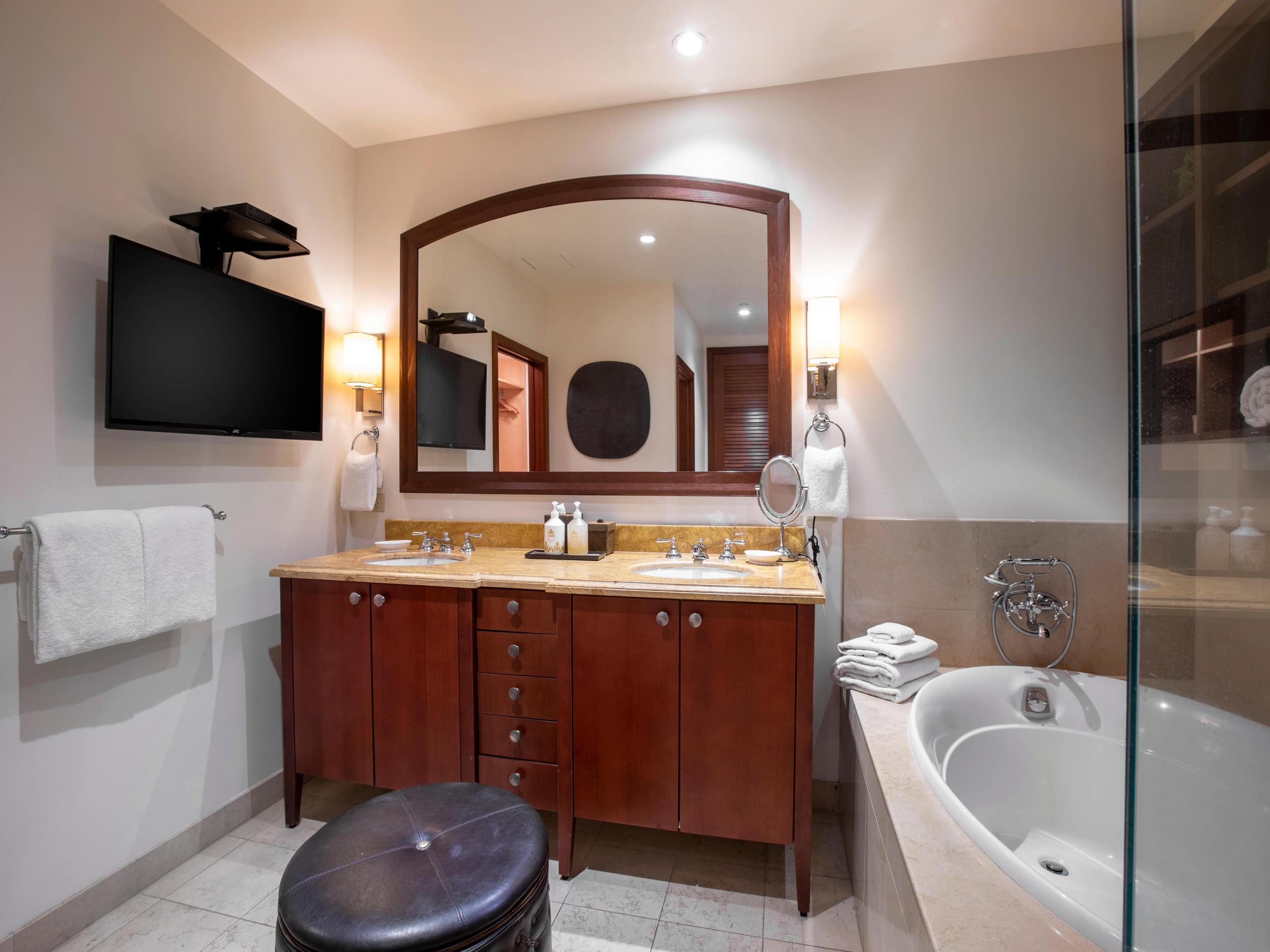 Condo in Kihei · ★5.0 · 2 bedrooms · 4 beds · 2 baths - Image 22