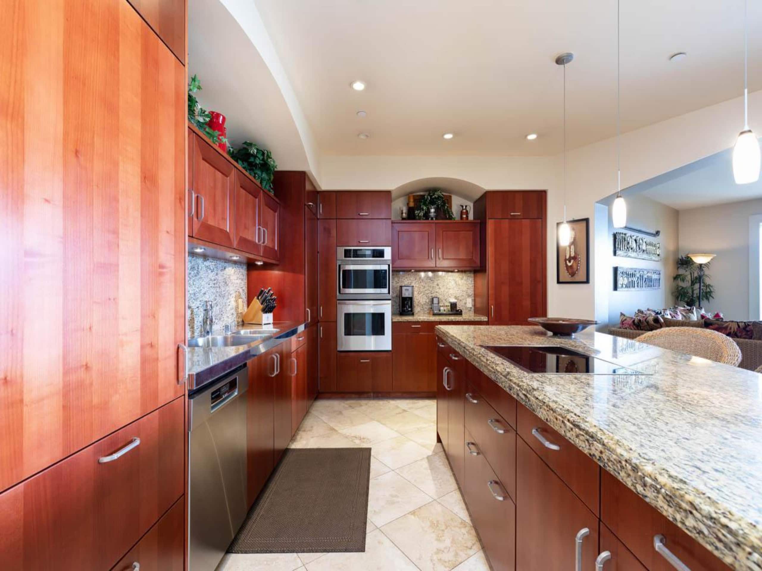 Condo in Kihei · ★5.0 · 3 bedrooms · 5 beds · 3 baths - Image 11