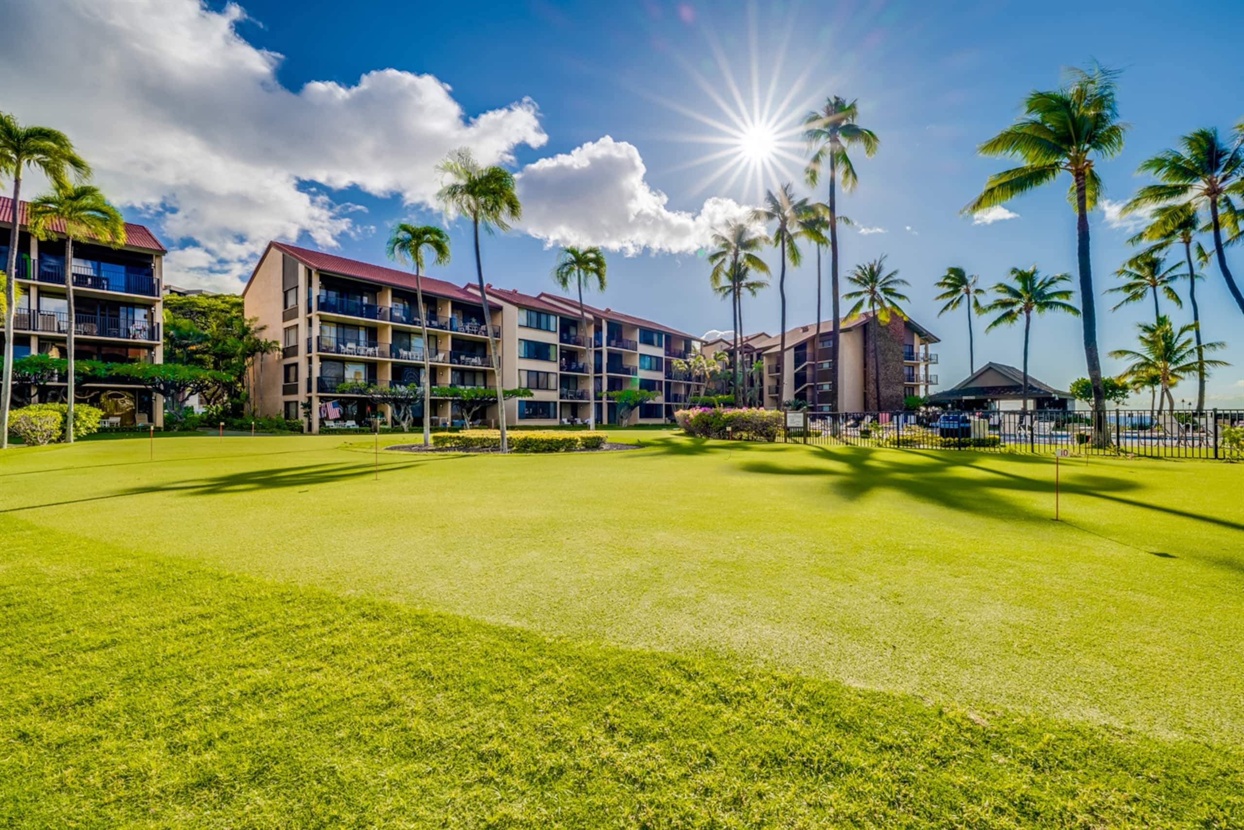 Condo in Lahaina · ★4.83 · 2 bedrooms · 4 beds · 2 baths - Image 21