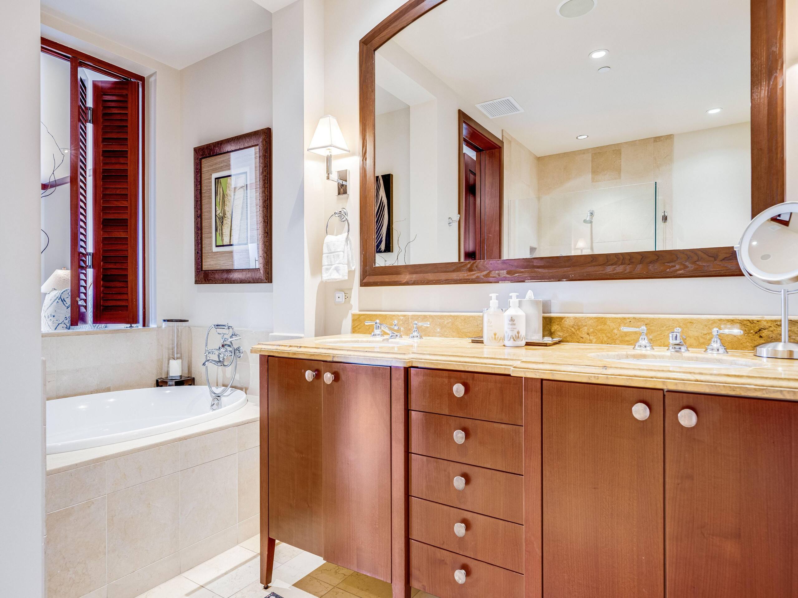 Condo in Kihei · ★5.0 · 3 bedrooms · 3 beds · 3 baths - Image 19