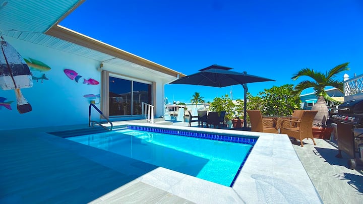 Paradise House A Waterfront Oasis : Your Perfect G - Marathon, FL