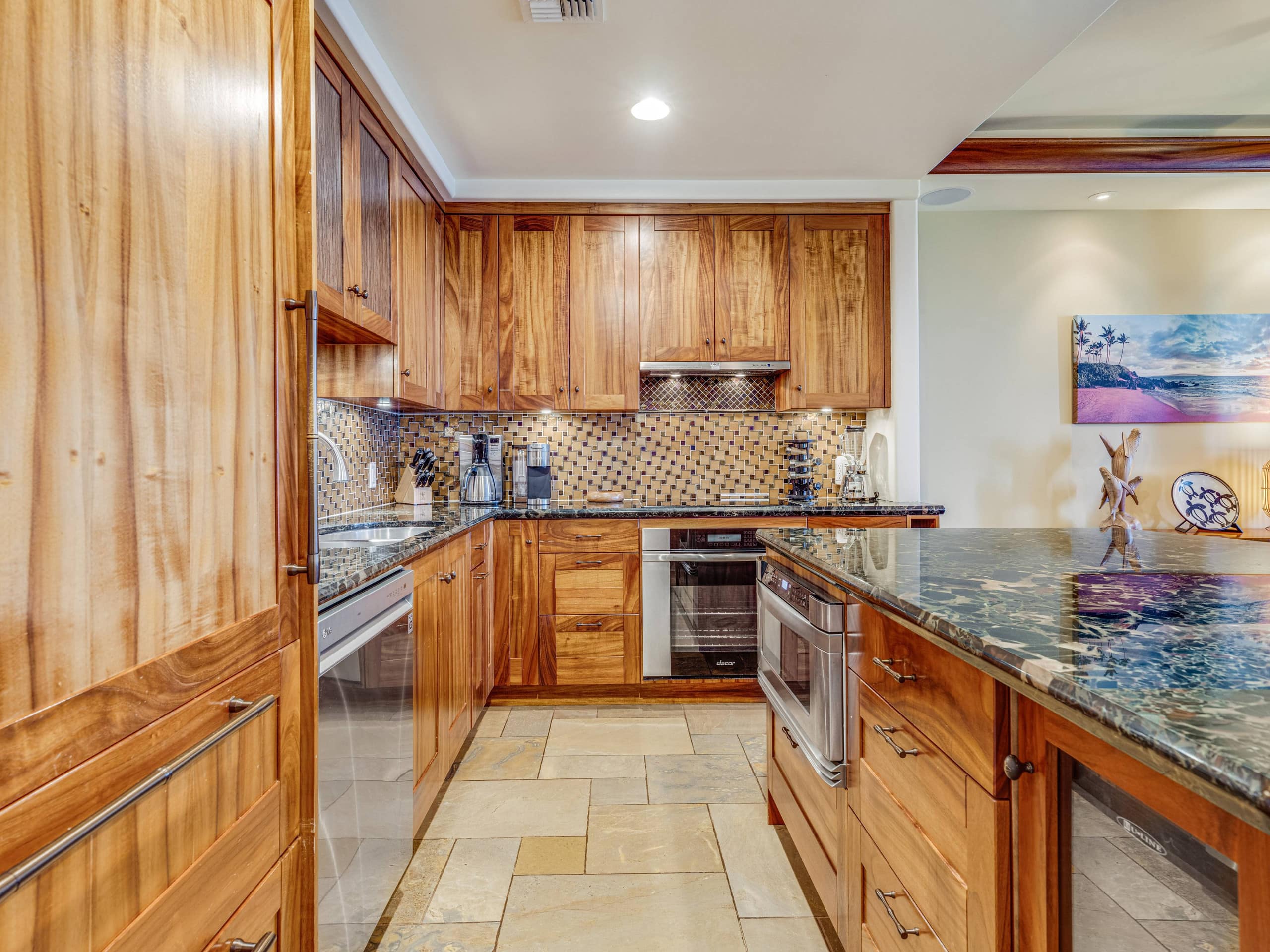 Condo in Kihei · ★5.0 · 2 bedrooms · 4 beds · 2 baths - Image 11
