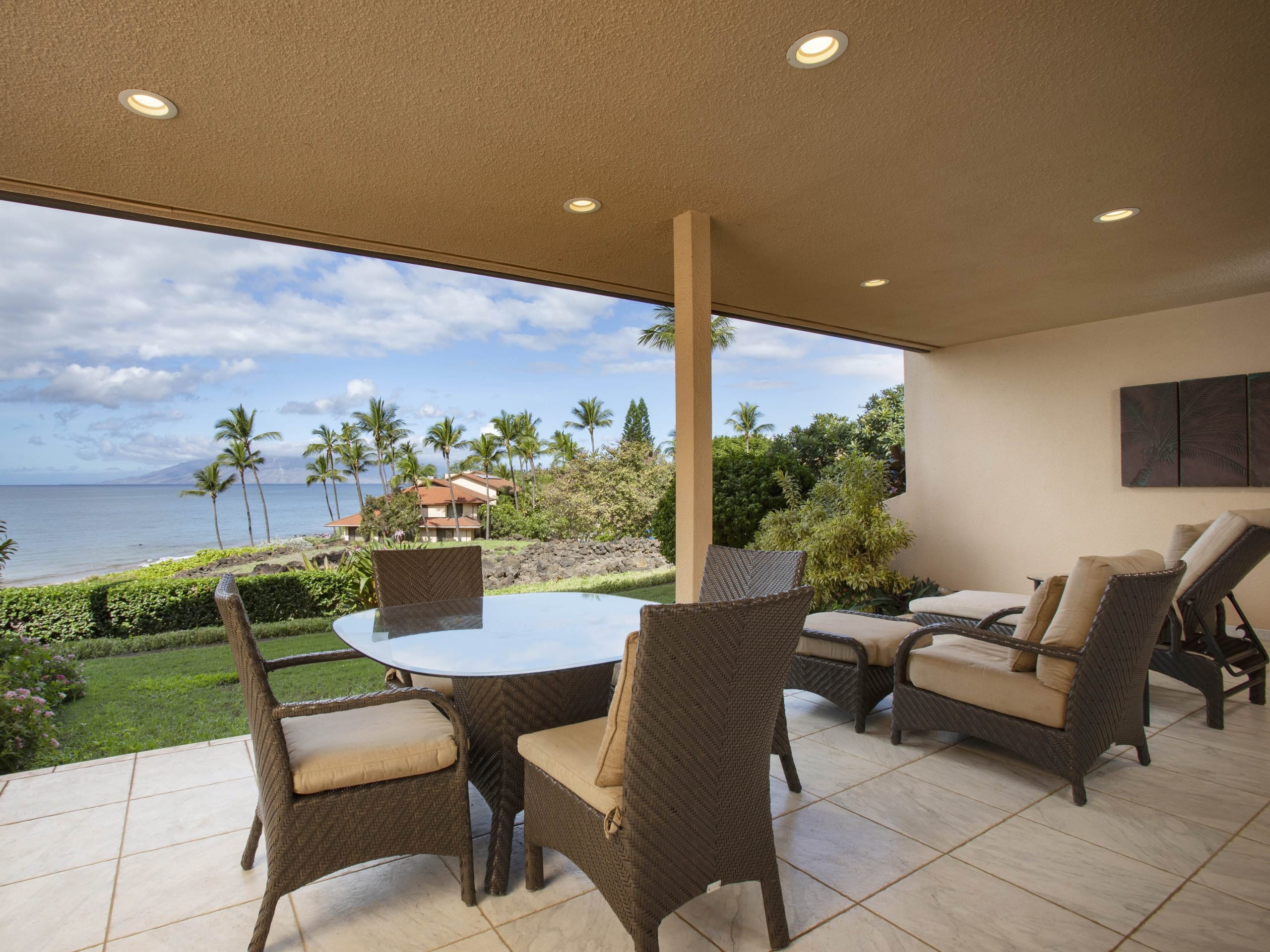 Condo in Kihei · ★5.0 · 2 bedrooms · 3 beds · 2 baths - Image 17