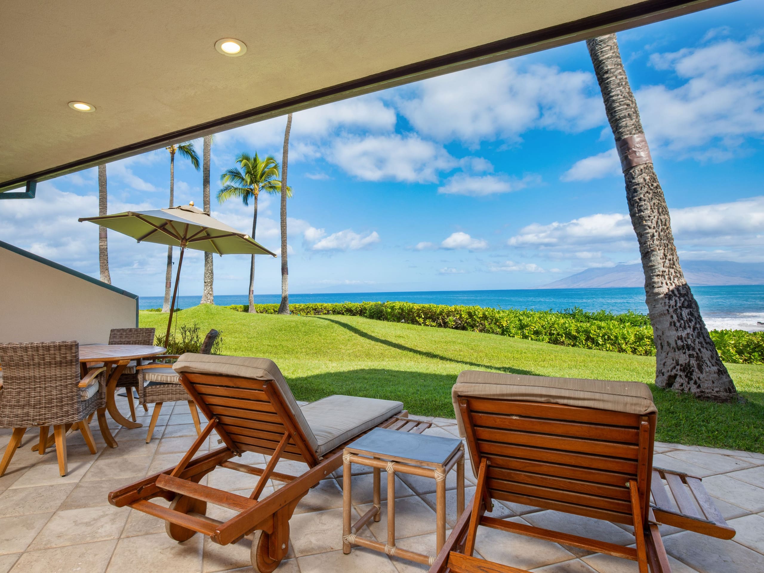 Condo in Kihei · ★5.0 · 2 bedrooms · 3 beds · 2 baths - Image 10