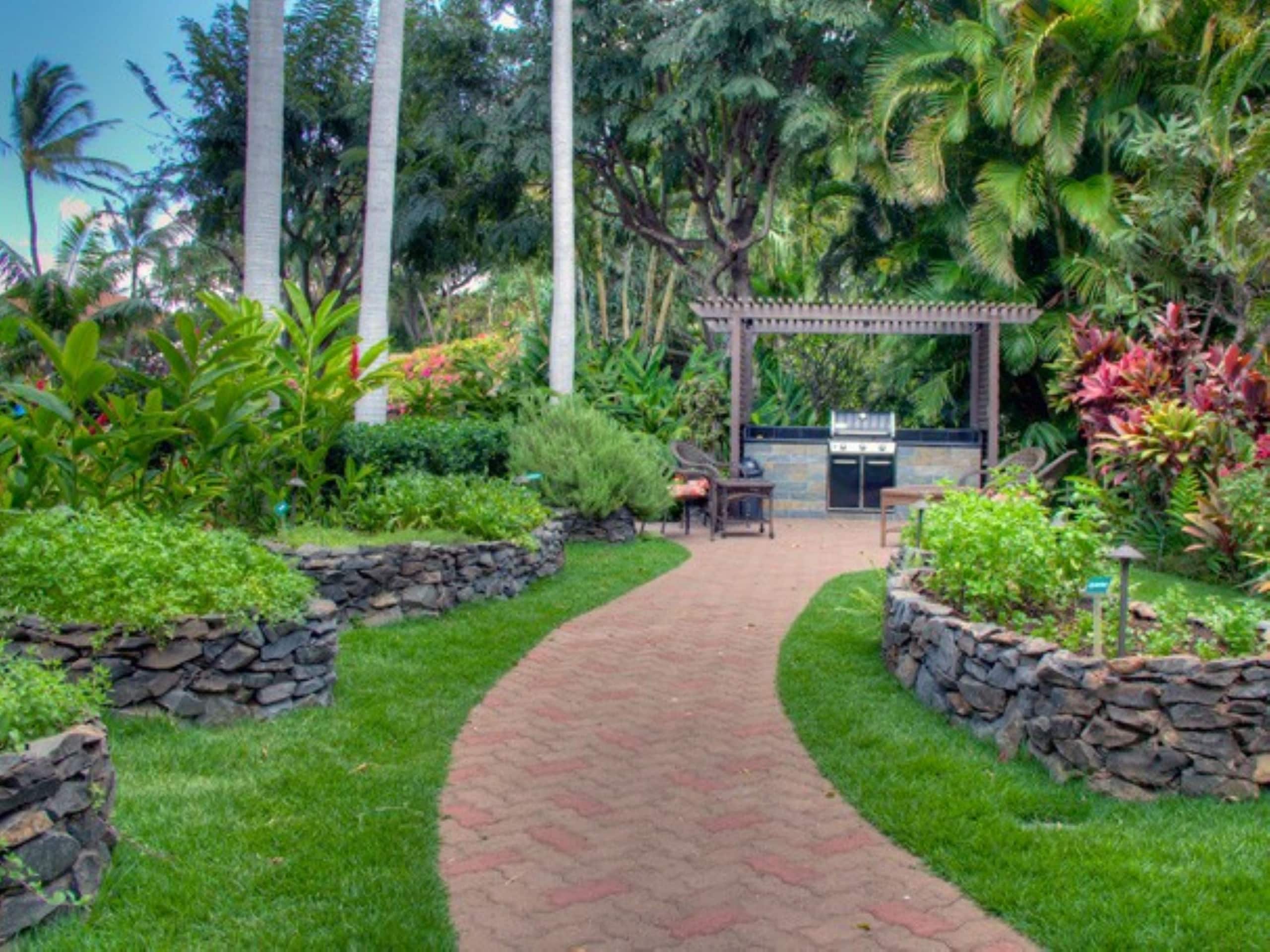 Condo in Kihei · ★5.0 · 2 bedrooms · 3 beds · 2 baths - Image 33