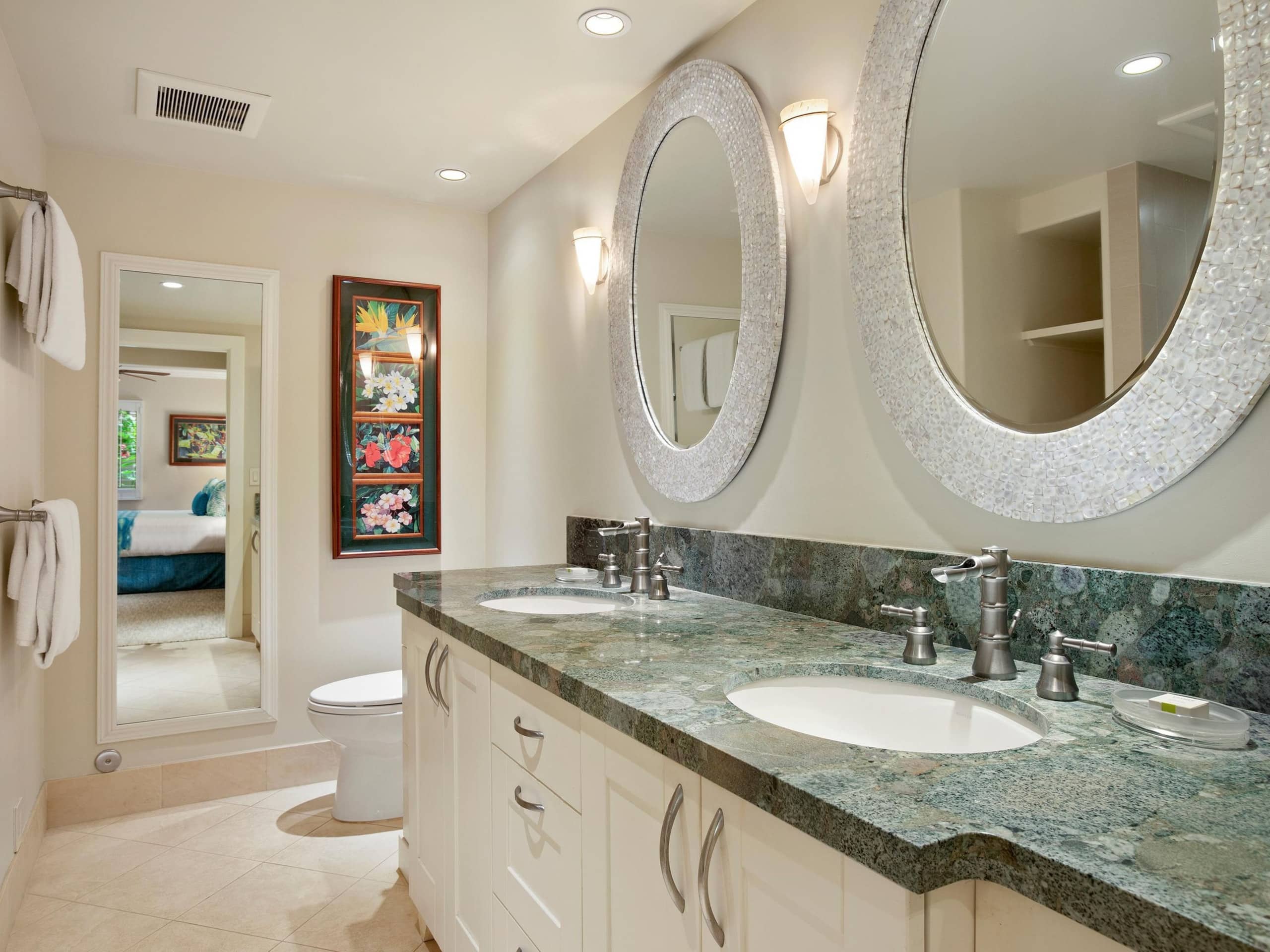 Condo in Kihei · ★5.0 · 2 bedrooms · 3 beds · 2 baths - Image 19