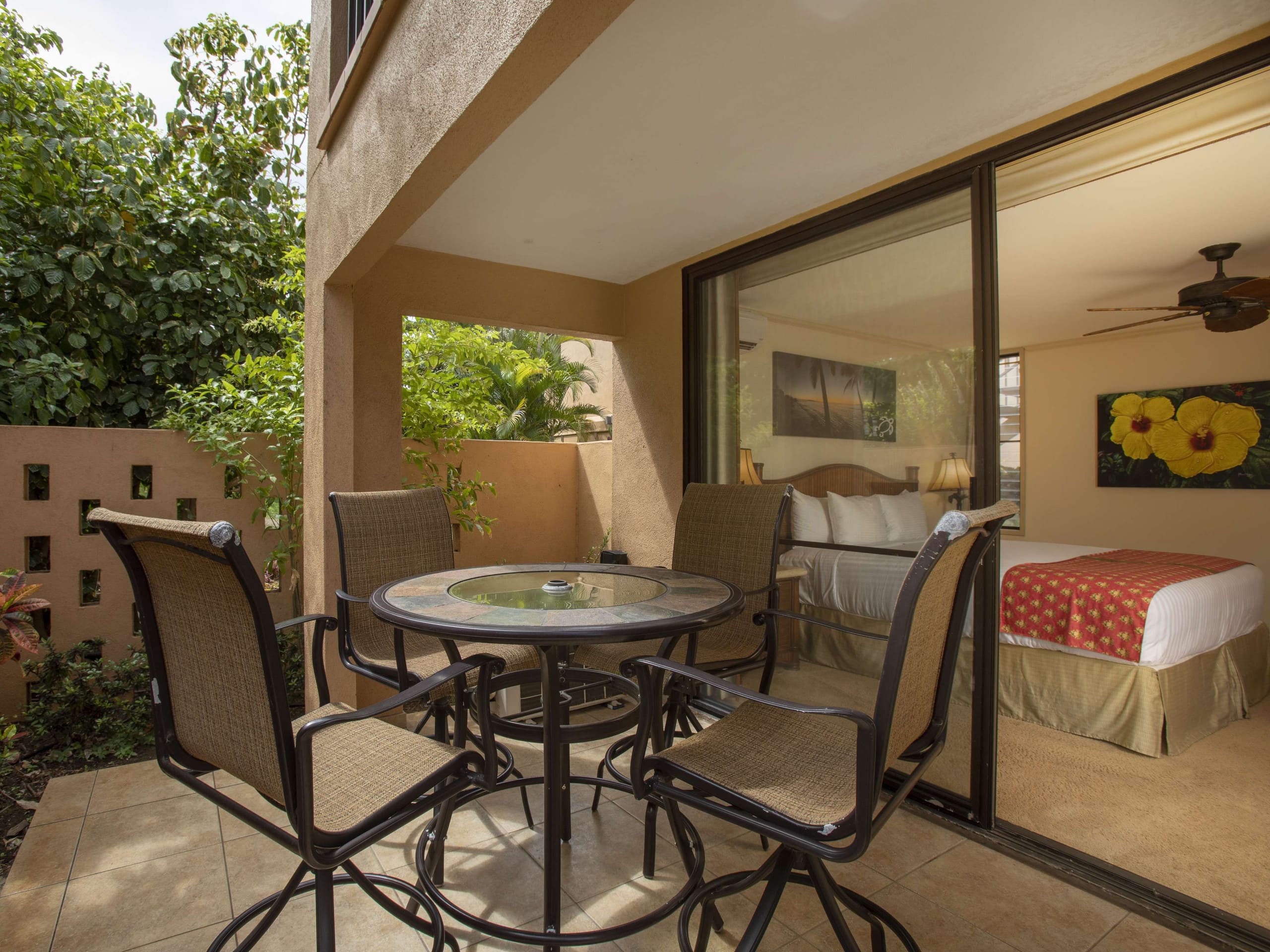 Condo in Kihei · ★4.8 · 2 bedrooms · 4 beds · 2 private baths - Image 11