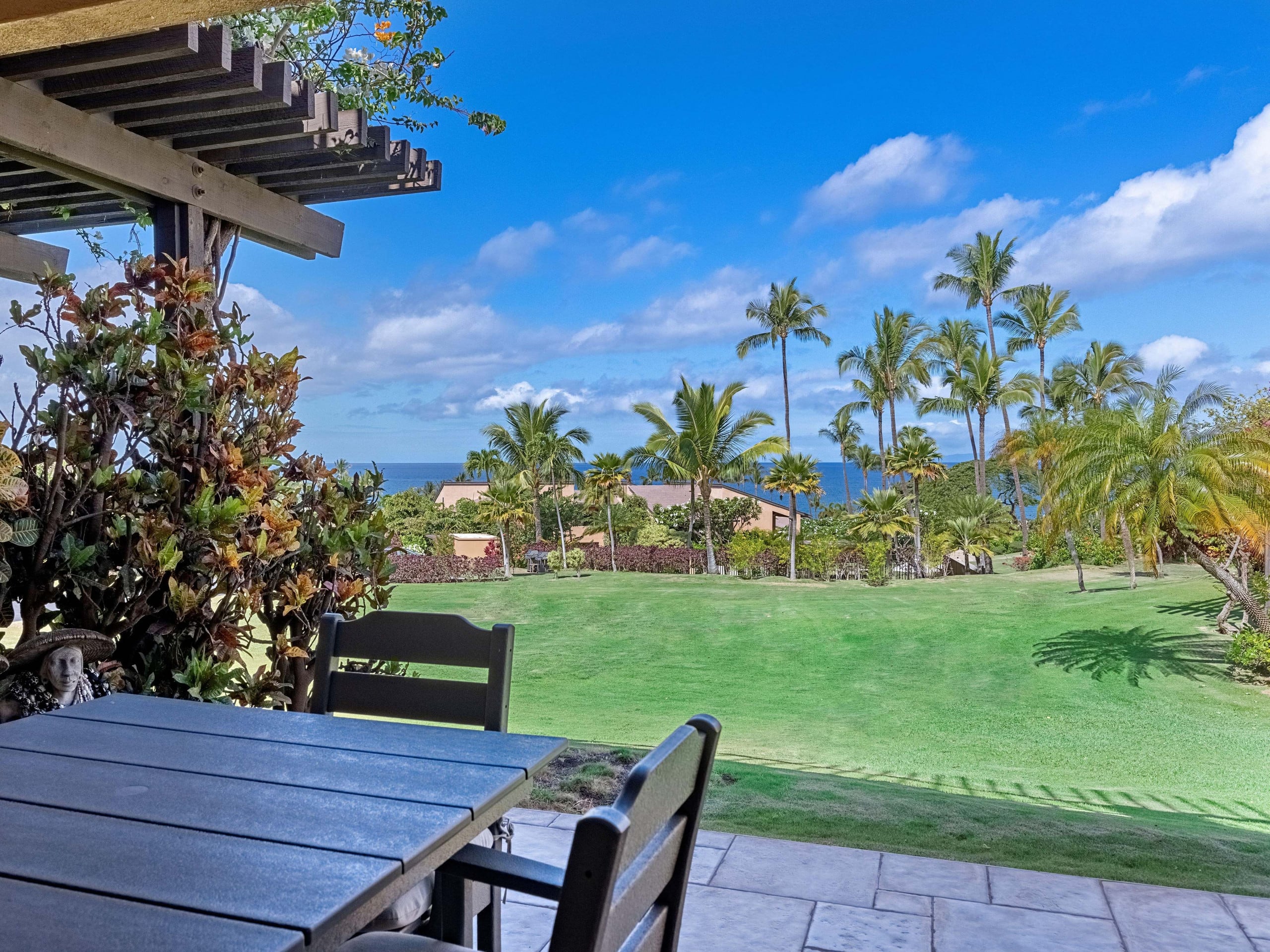 Condo in Kihei · ★5.0 · 1 bedroom · 2 beds · 1.5 baths - Image 2