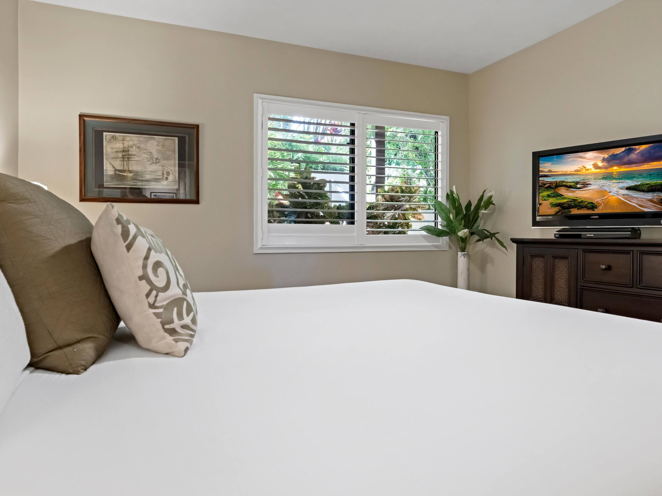 Condo in Kihei · ★4.6 · 2 bedrooms · 4 beds · 2 baths - Image 15