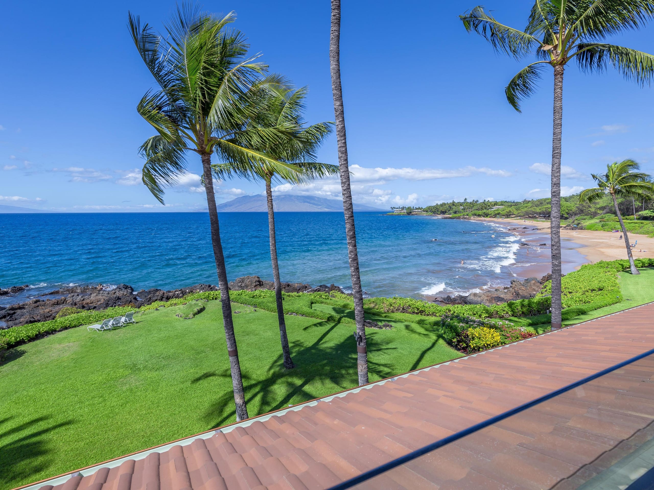 Condo in Kihei · ★5.0 · 2 bedrooms · 4 beds · 2 baths - Image 11