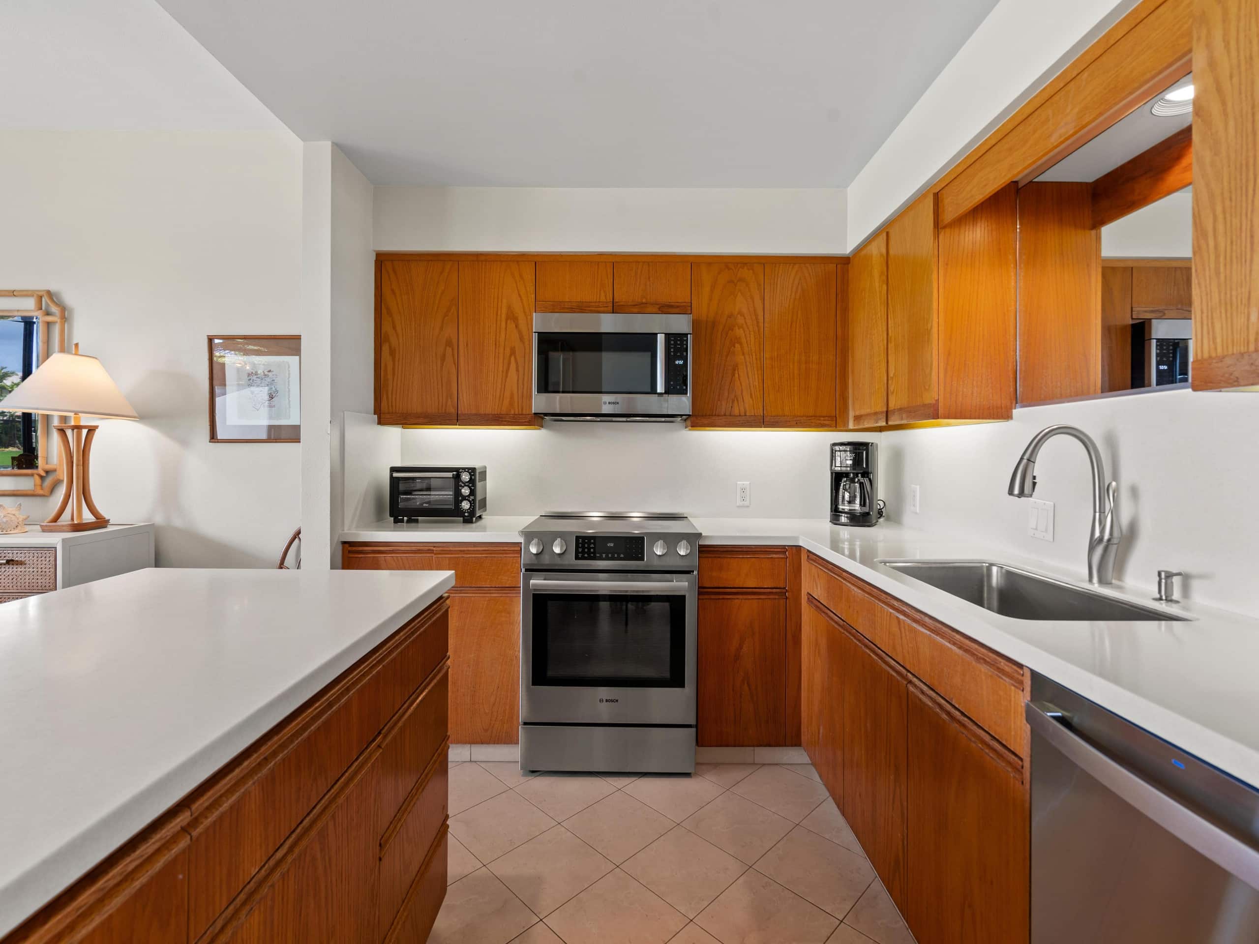 Condo in Kihei · ★5.0 · 2 bedrooms · 4 beds · 2 baths - Image 11