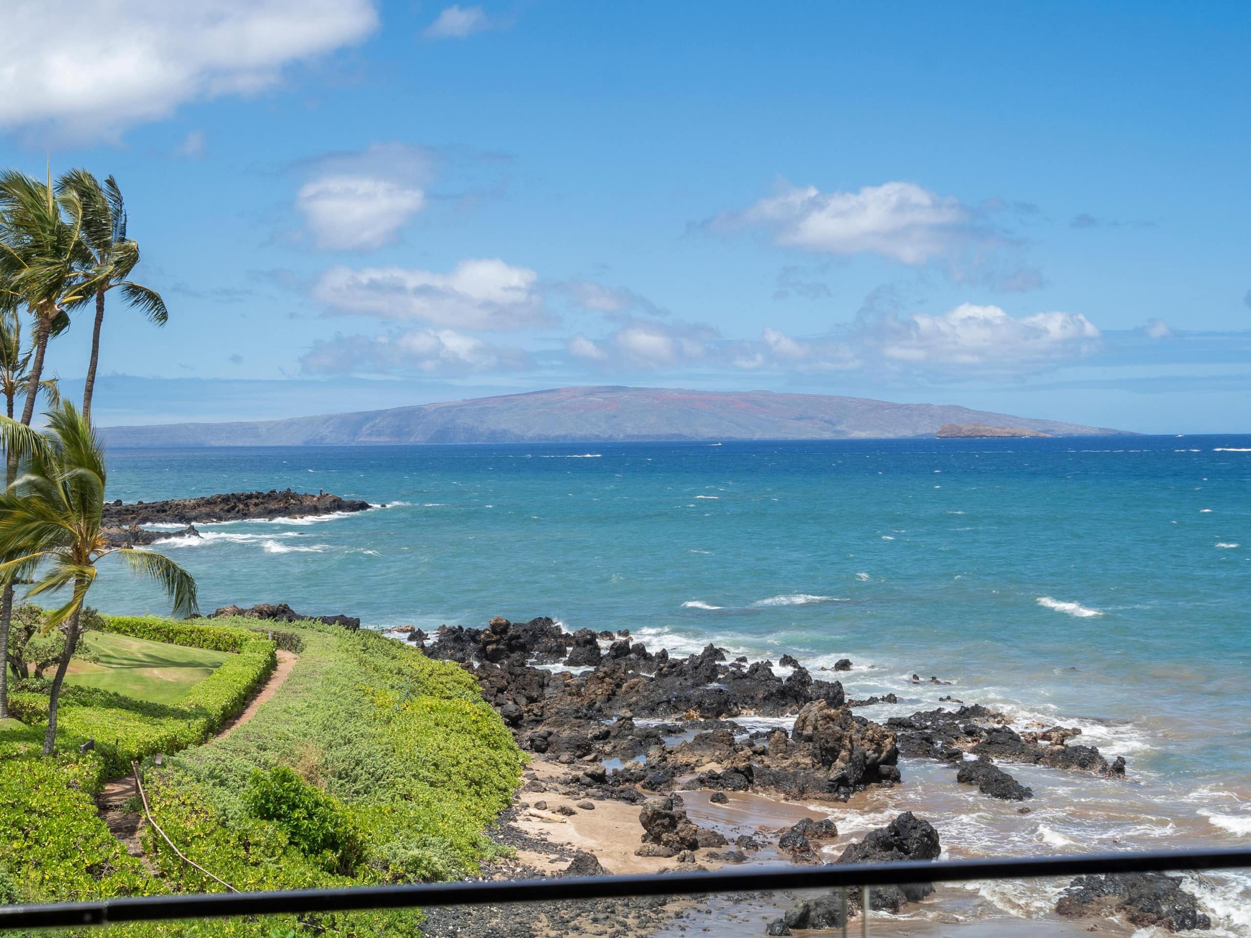 Condo in Kihei · ★5.0 · 2 bedrooms · 4 beds · 2 baths - Image 1